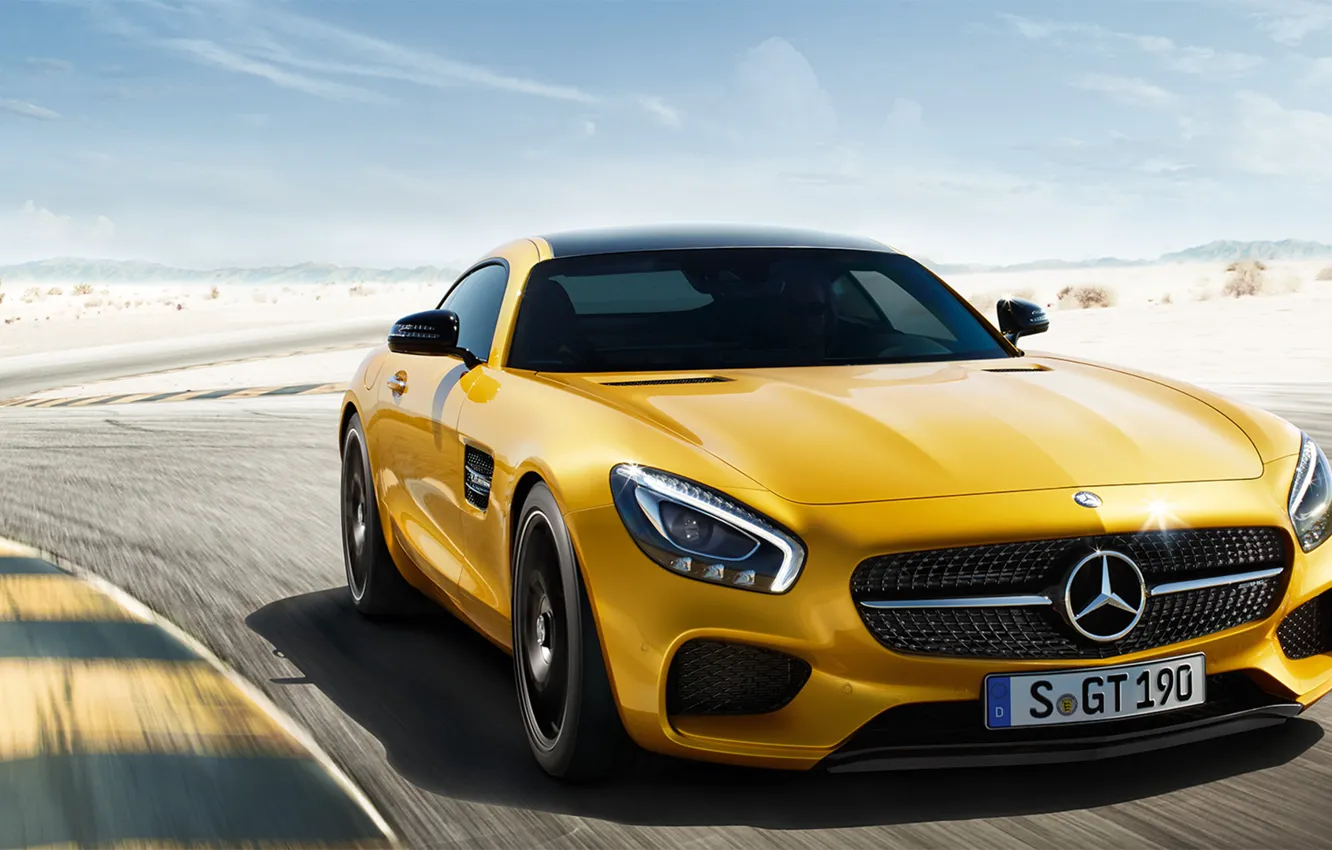 Фото обои машина, авто, желтый, пустыня, купе, Mercedes-Benz, трасса, Mercedes
