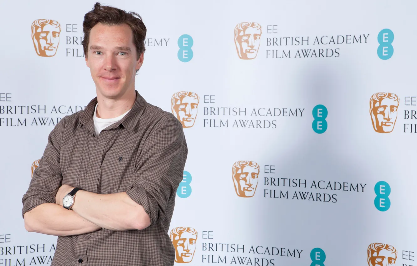 Фото обои улыбка, фон, Бенедикт Камбербэтч, Benedict Cumberbatch, клетчатая рубашка, британский актер
