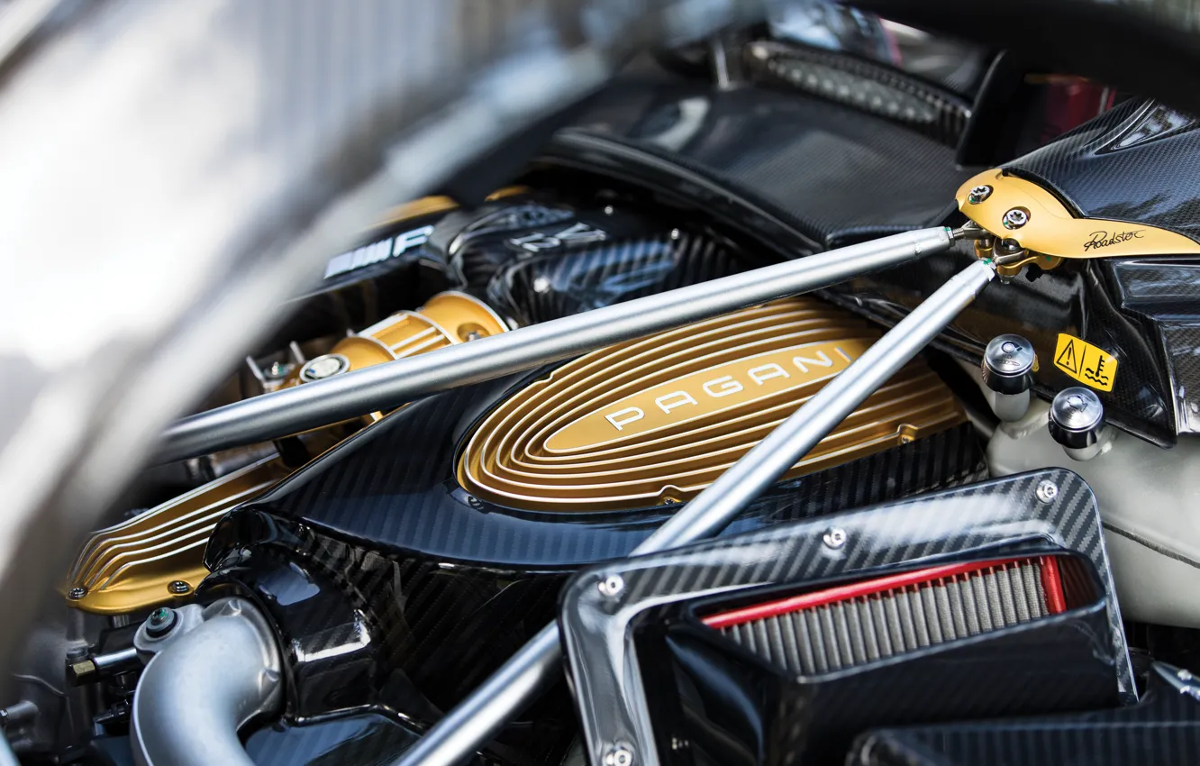 Фото обои Pagani, Huayra, engine, Pagani Huayra Roadster