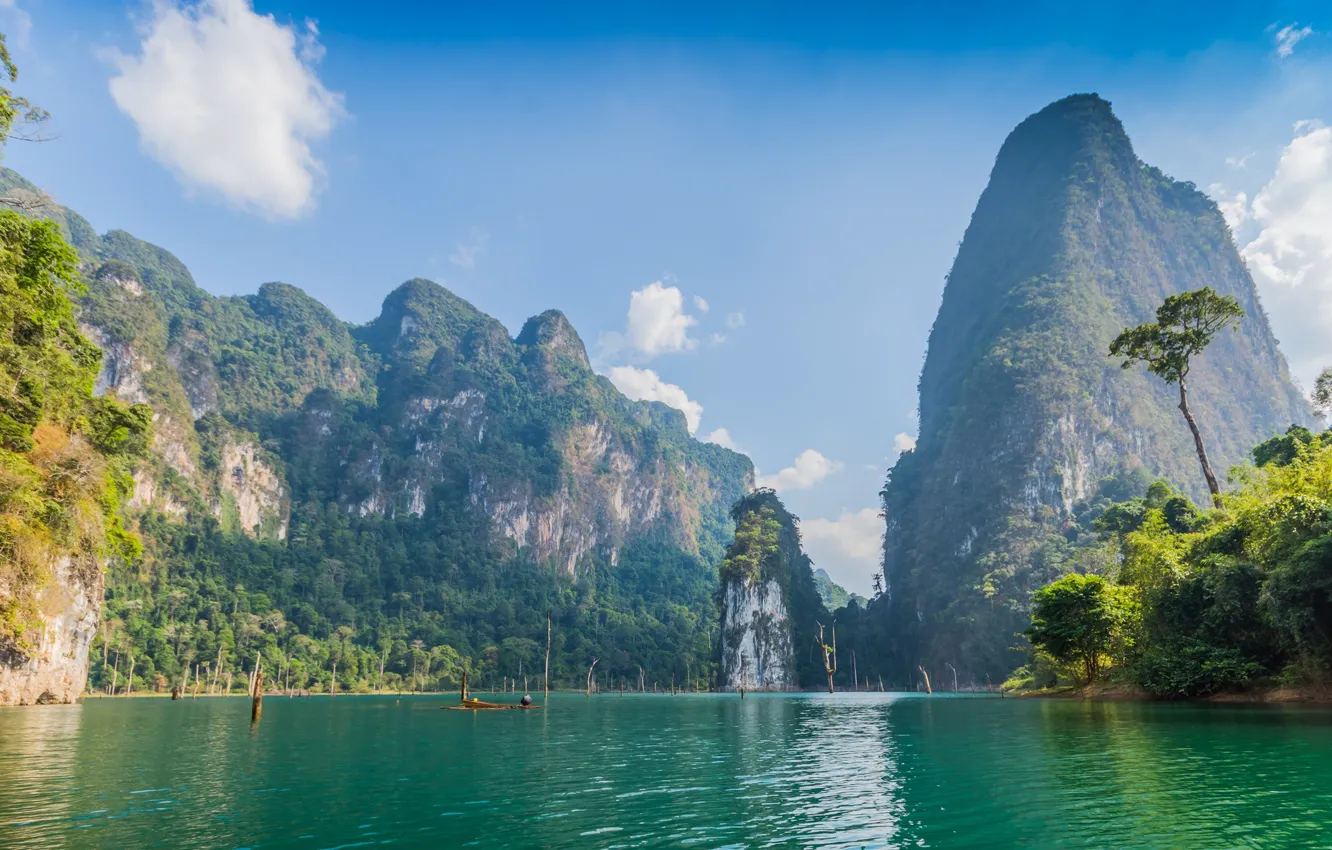 Фото обои green, Thailand, lake, hills, drowned trees, rcks, Cheow Larn Lake