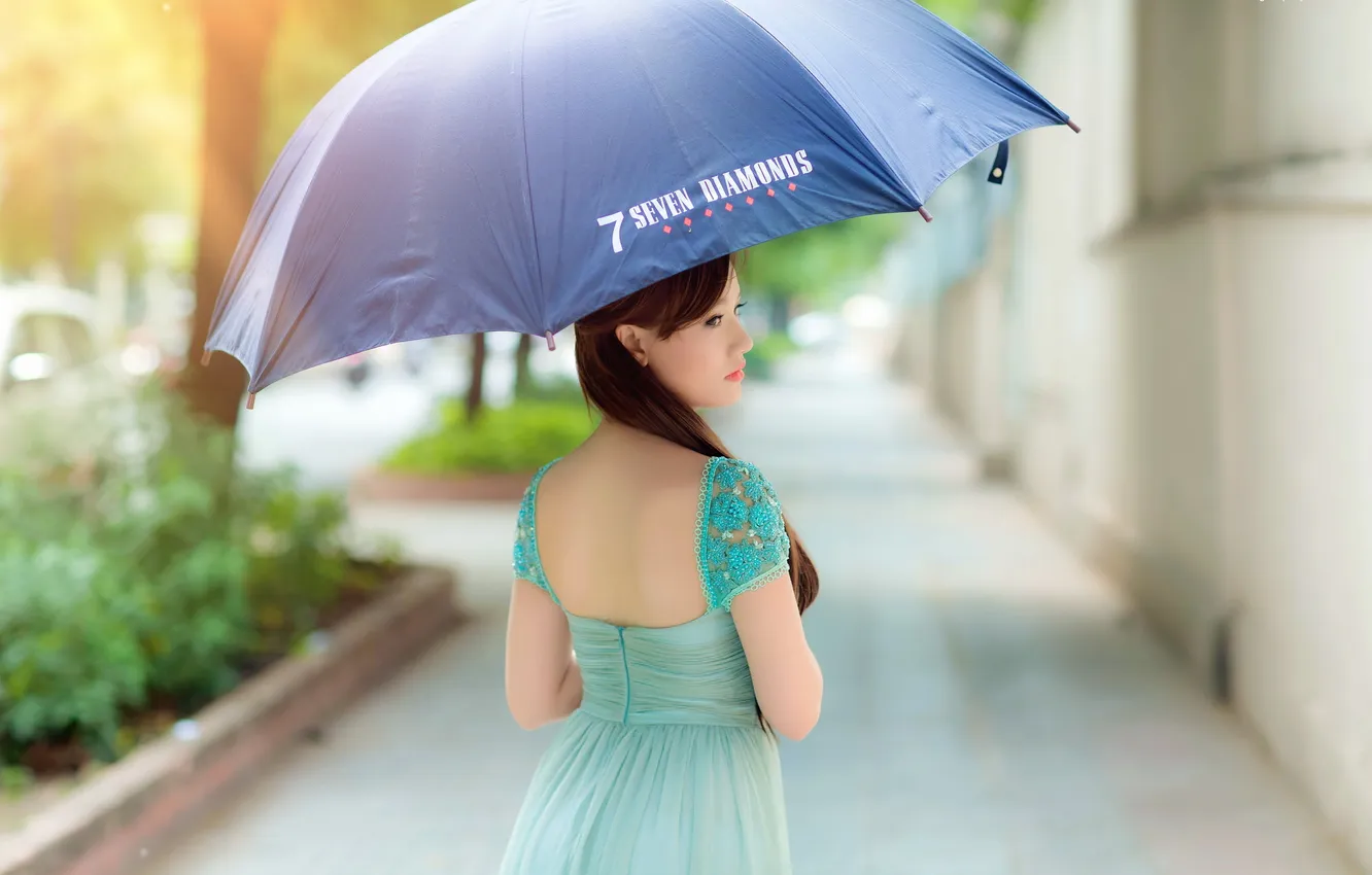 Фото обои девушка, улица, зонт