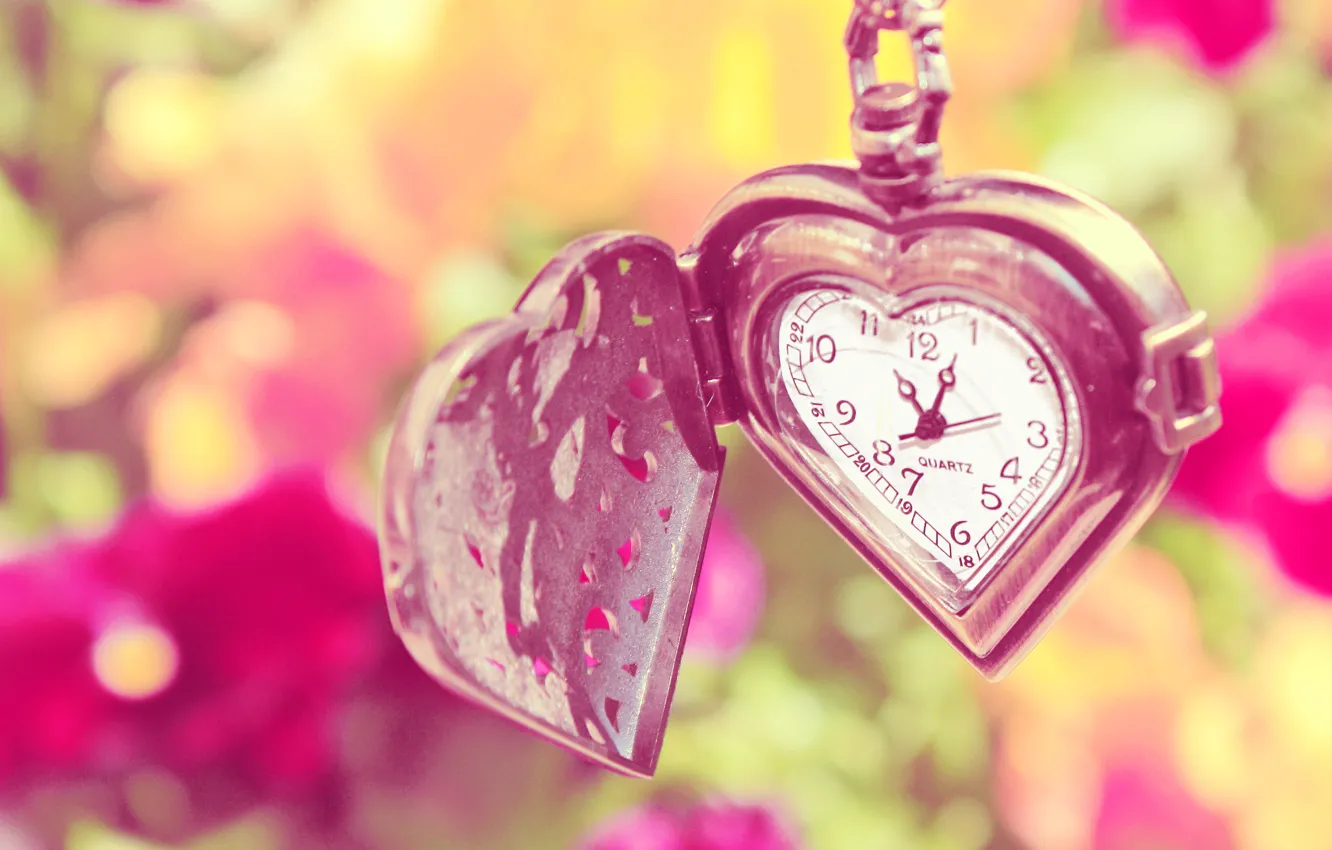 Фото обои лето, цветы, сердце, часы, цепочка