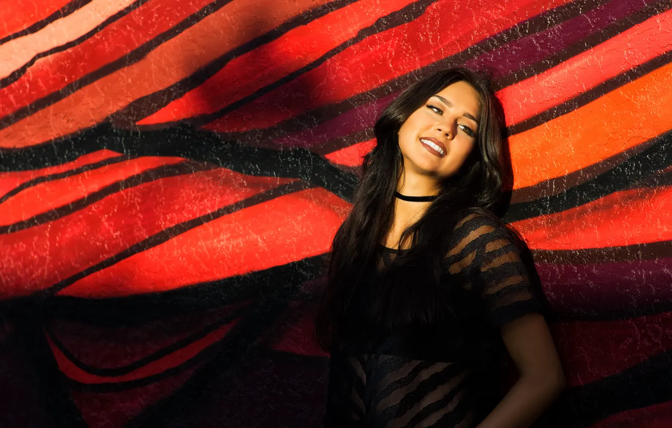 Фото обои девушка, лицо, улыбка, фон, красотка