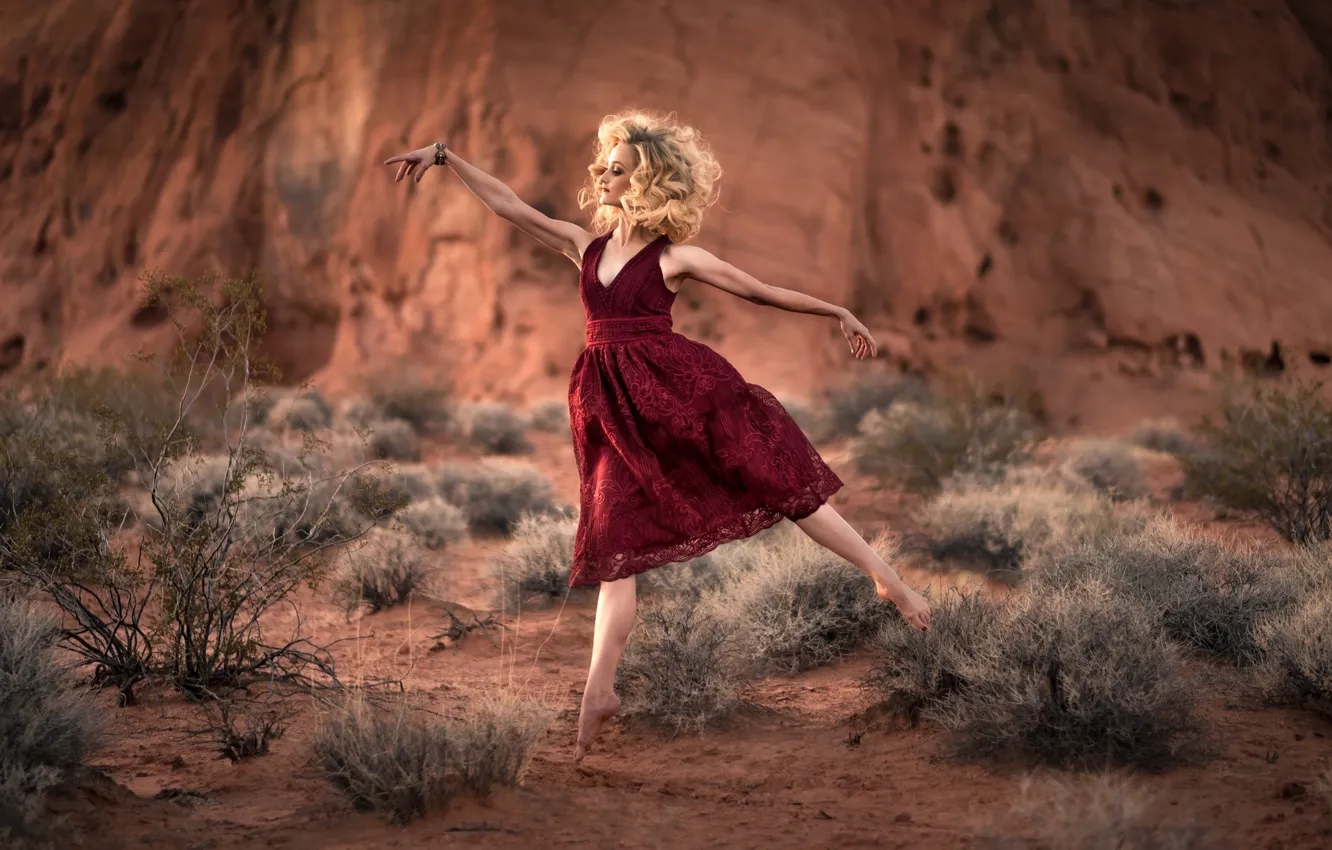Фото обои девушка, настроение, танец, платье