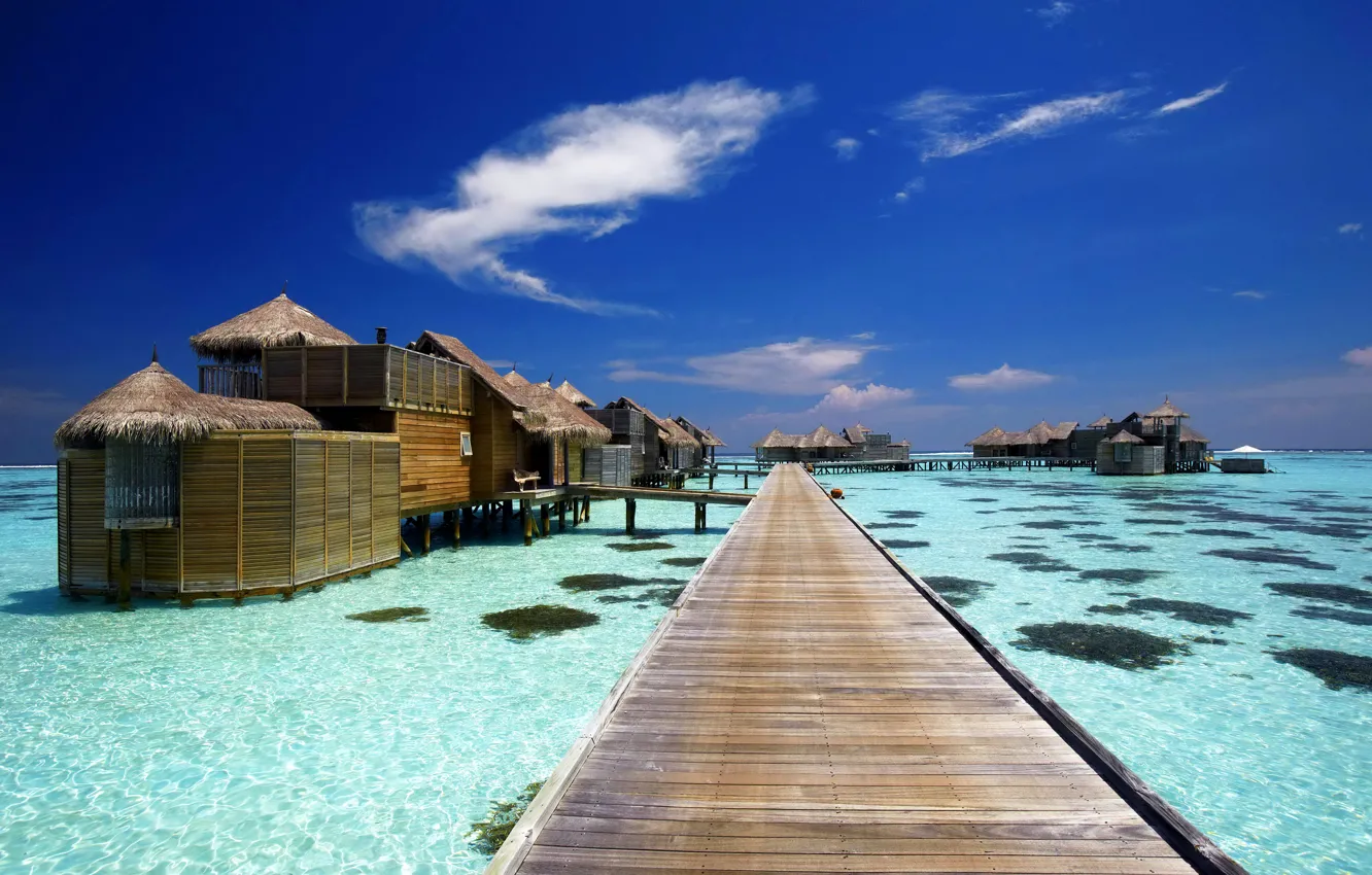 Фото обои море, небо, облака, тропики, океан, Мальдивы, бунгало, Gili Lankanfushi