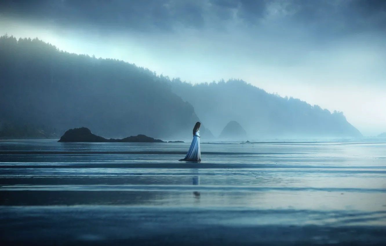 Фото обои море, девушка, природа, платье, TJ Drysdale