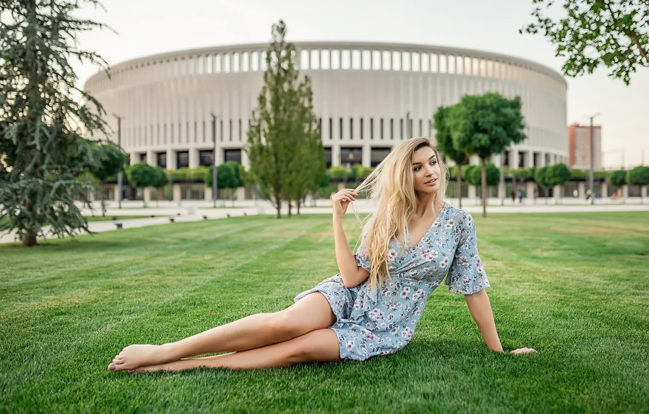 Фото обои dress, pretty, blonde, building, Георгий Дьяков