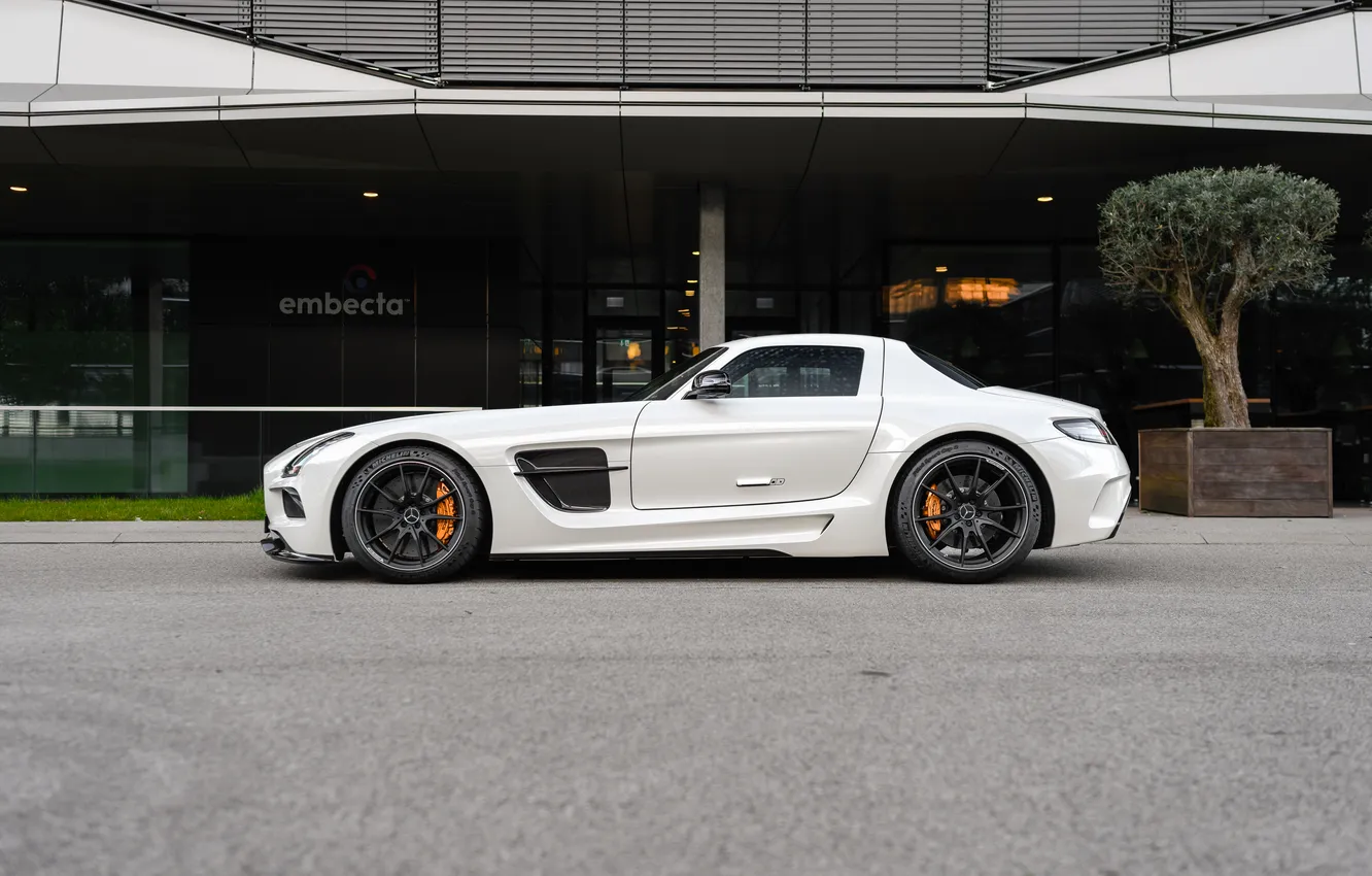 Фото обои Mercedes-Benz, Mercedes, AMG, SLS, 2013, Mercedes-Benz SLS AMG Black Series