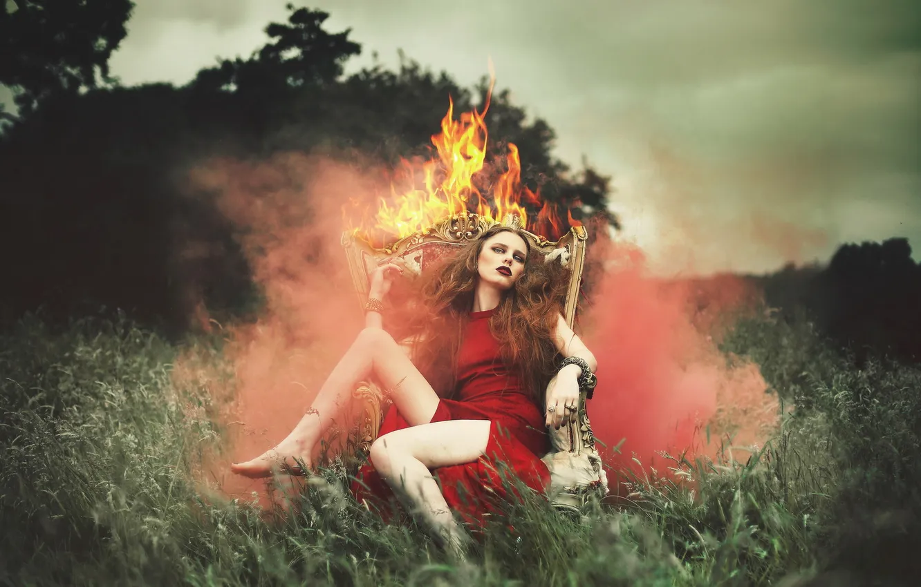 Фото обои девушка, огонь, кресло