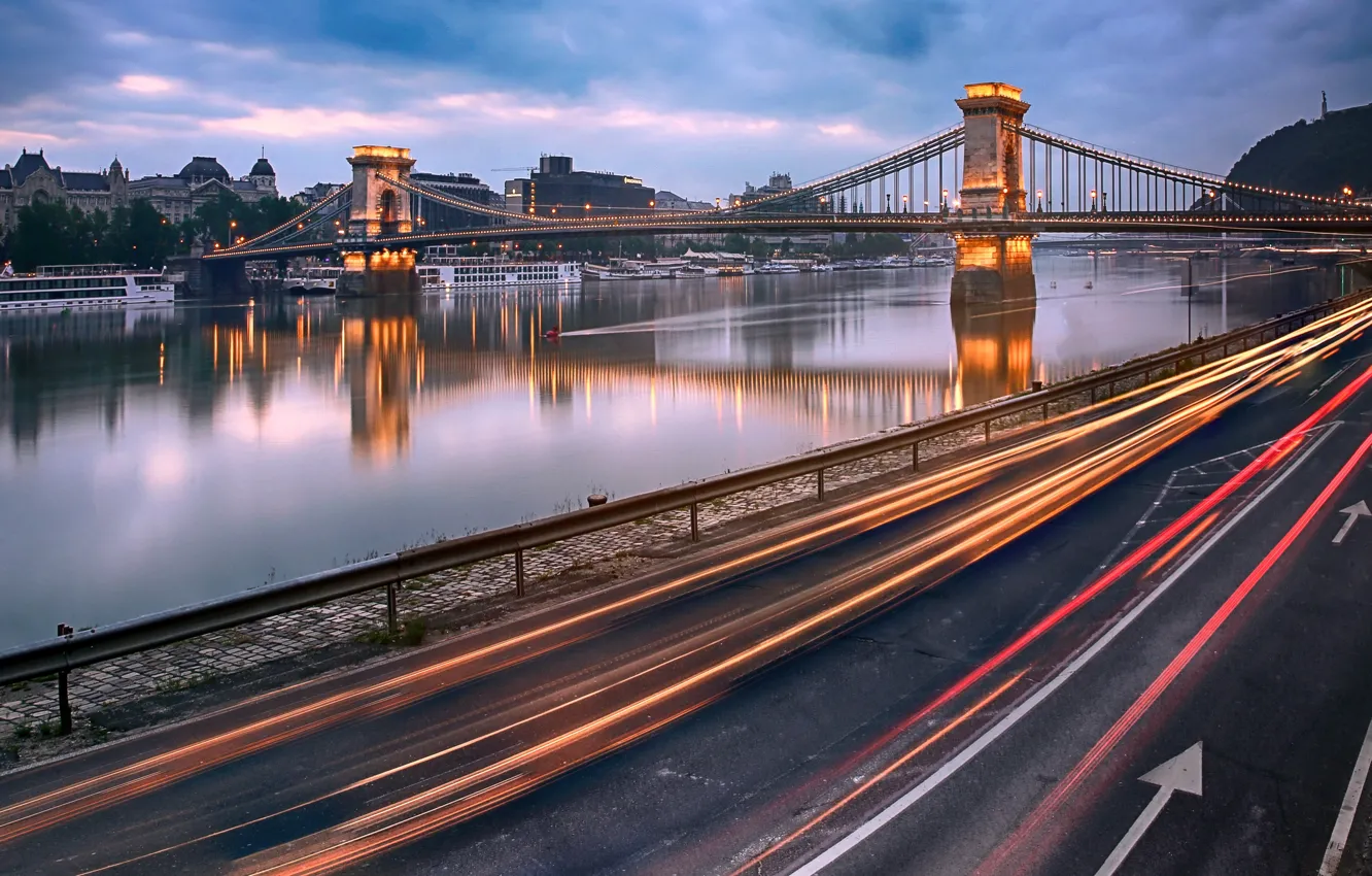 Фото обои Hungary, Budapest, light trails, Danube River, Chain Bridge