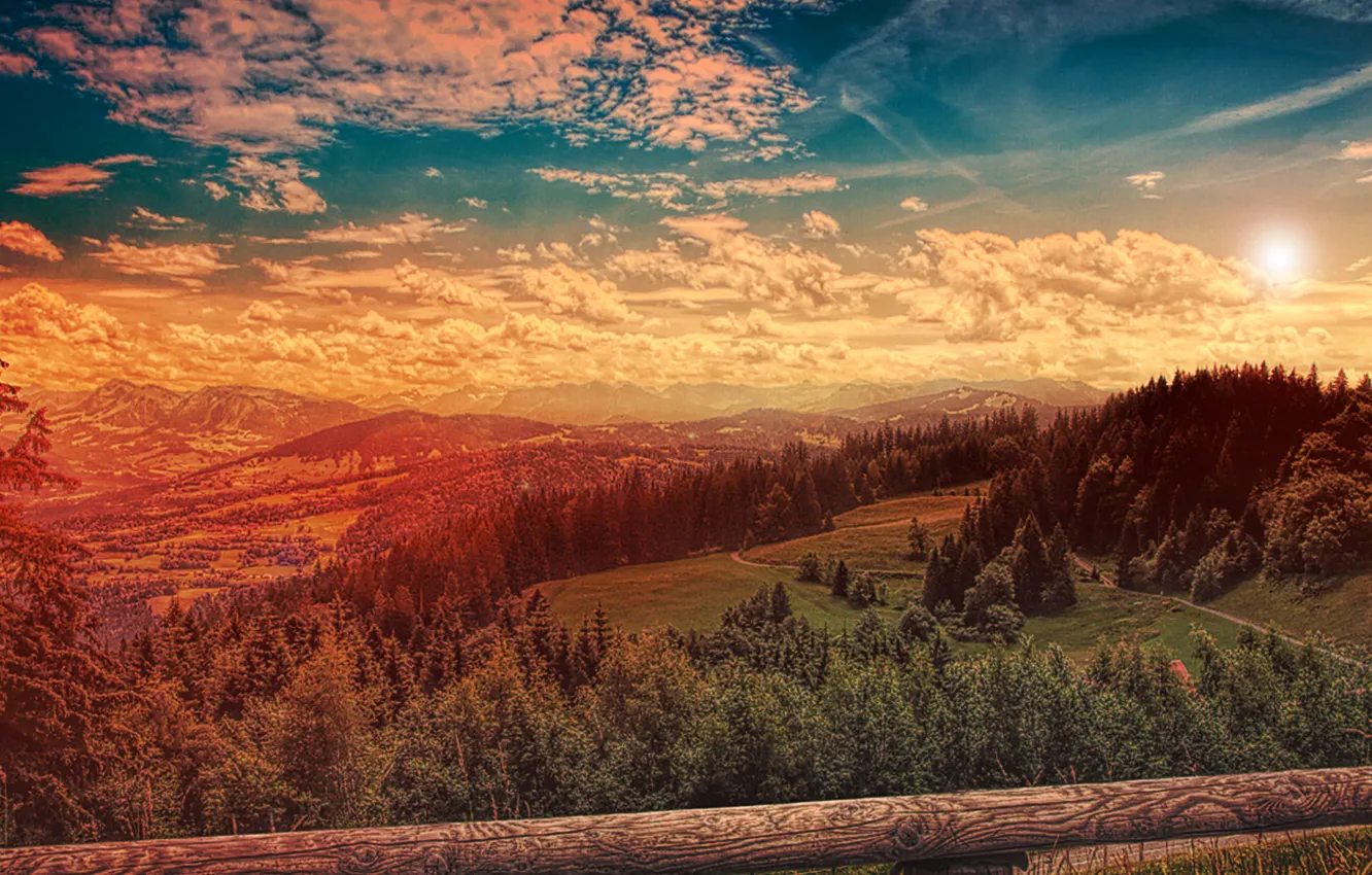 Фото обои солнце, облака, деревья, красота, ограда, долина, простор, trees