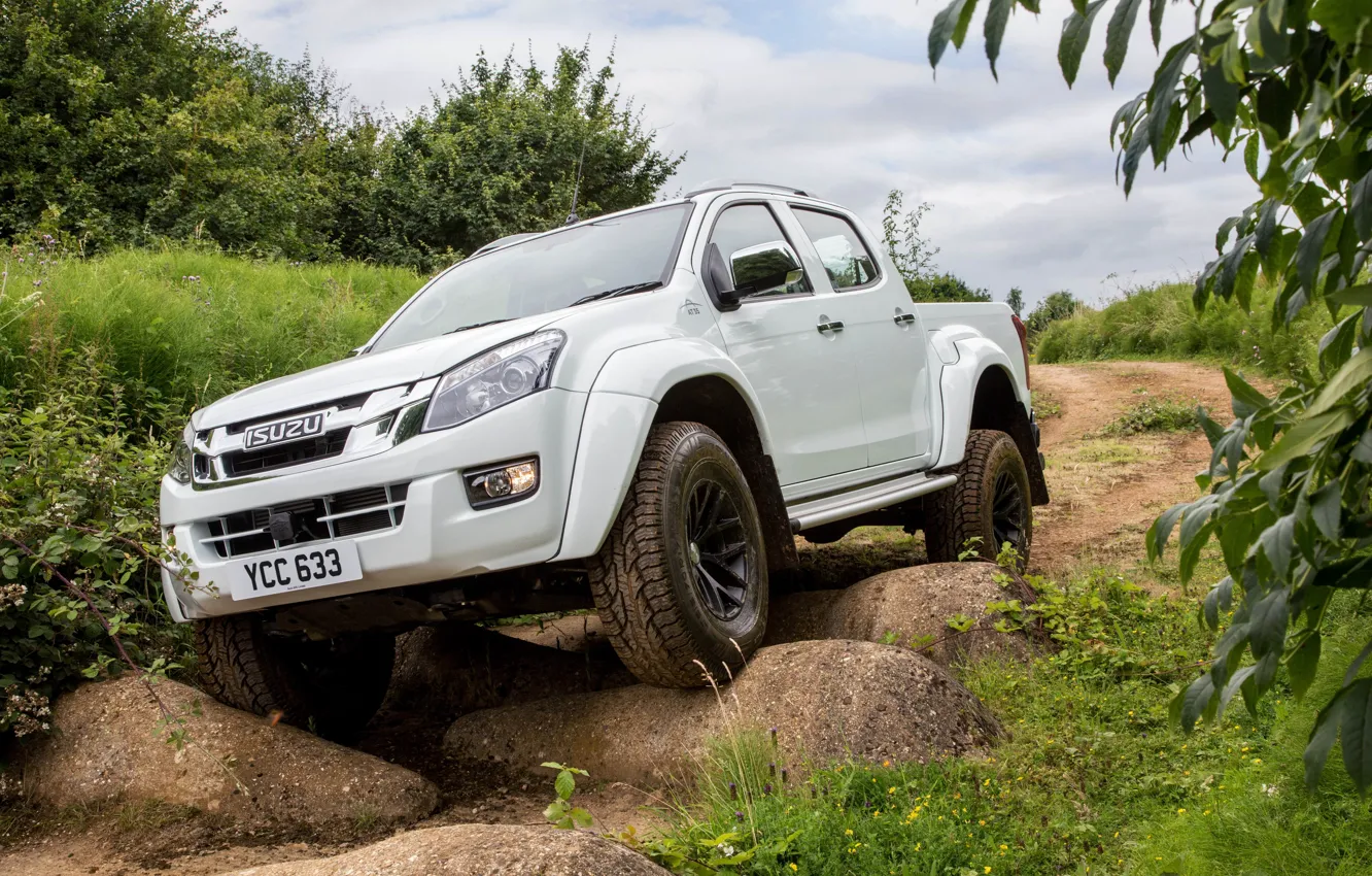 Фото обои пикап, валуны, Isuzu, 2016, Arctic Trucks, D-Max, UK version, AT35