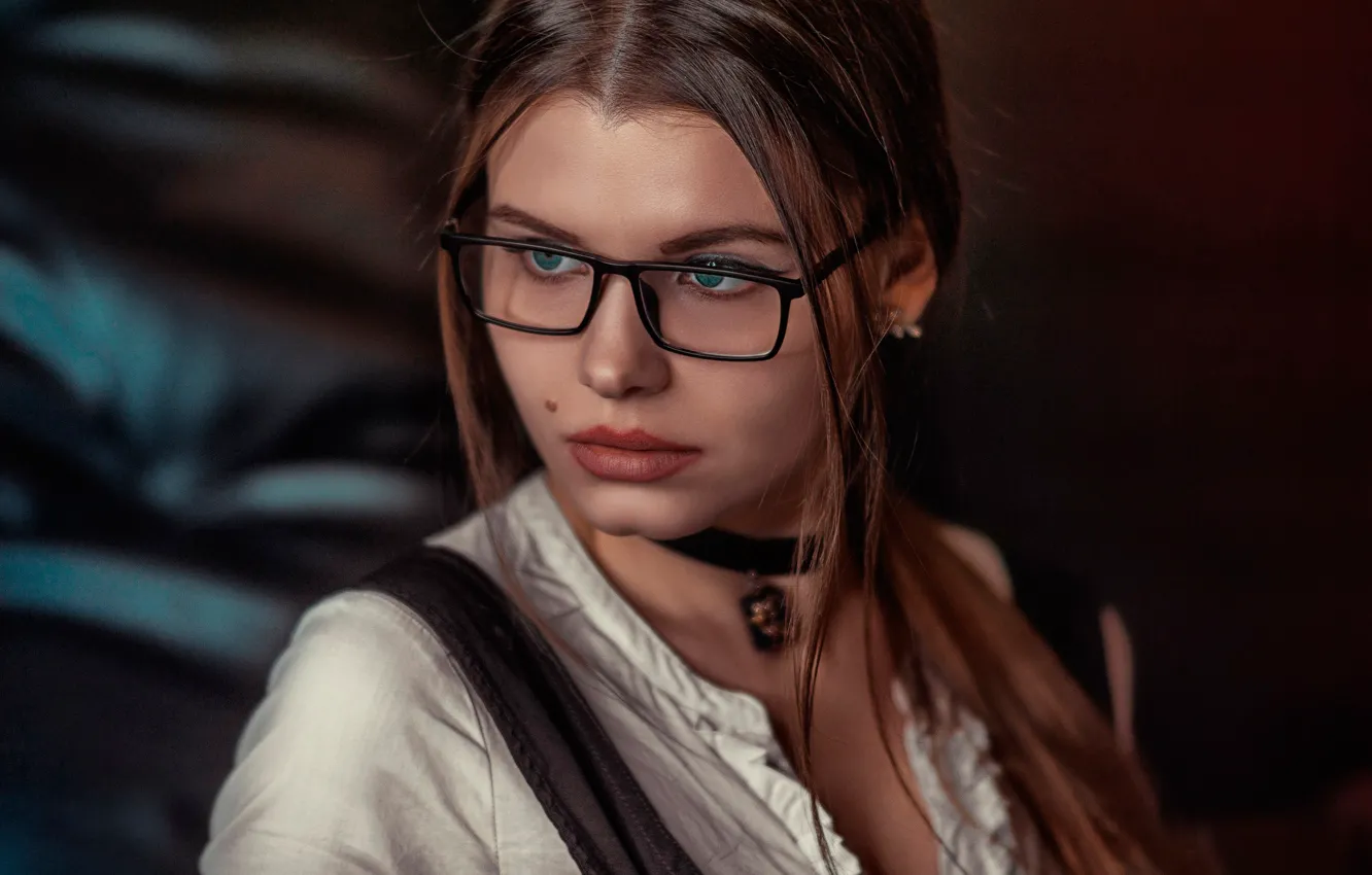 Фото обои портрет, очки, родинка, губки, Анастасия Любятинская