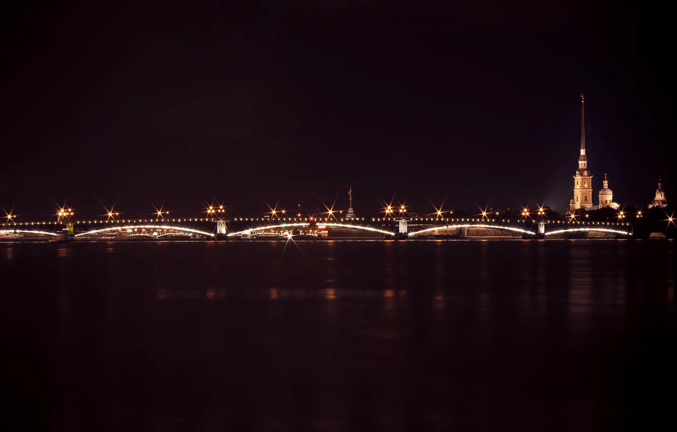 Фото обои ночь, мост, стена, темно, Питер, огоньки, фонари, канал