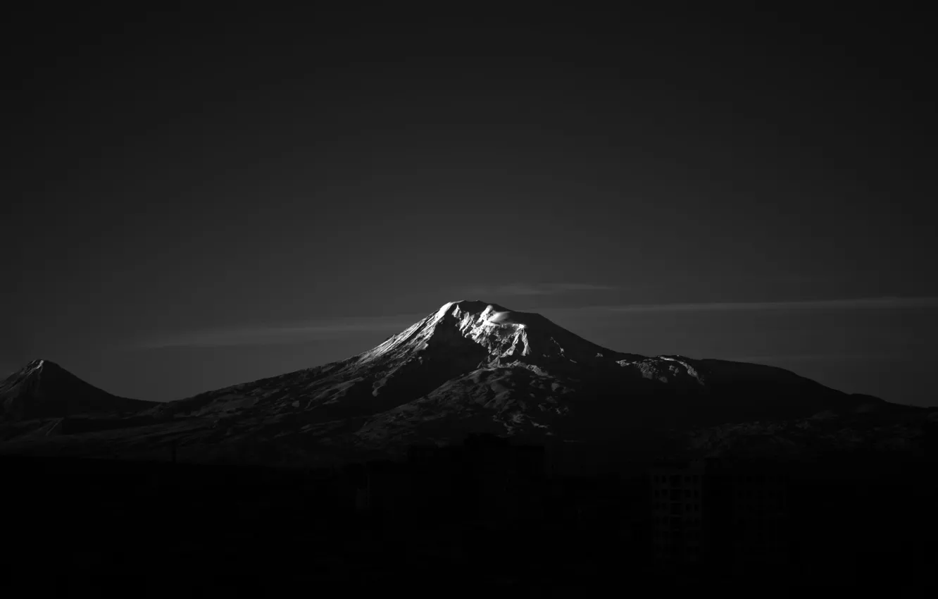Фото обои горы, ночь, темный фон, здания