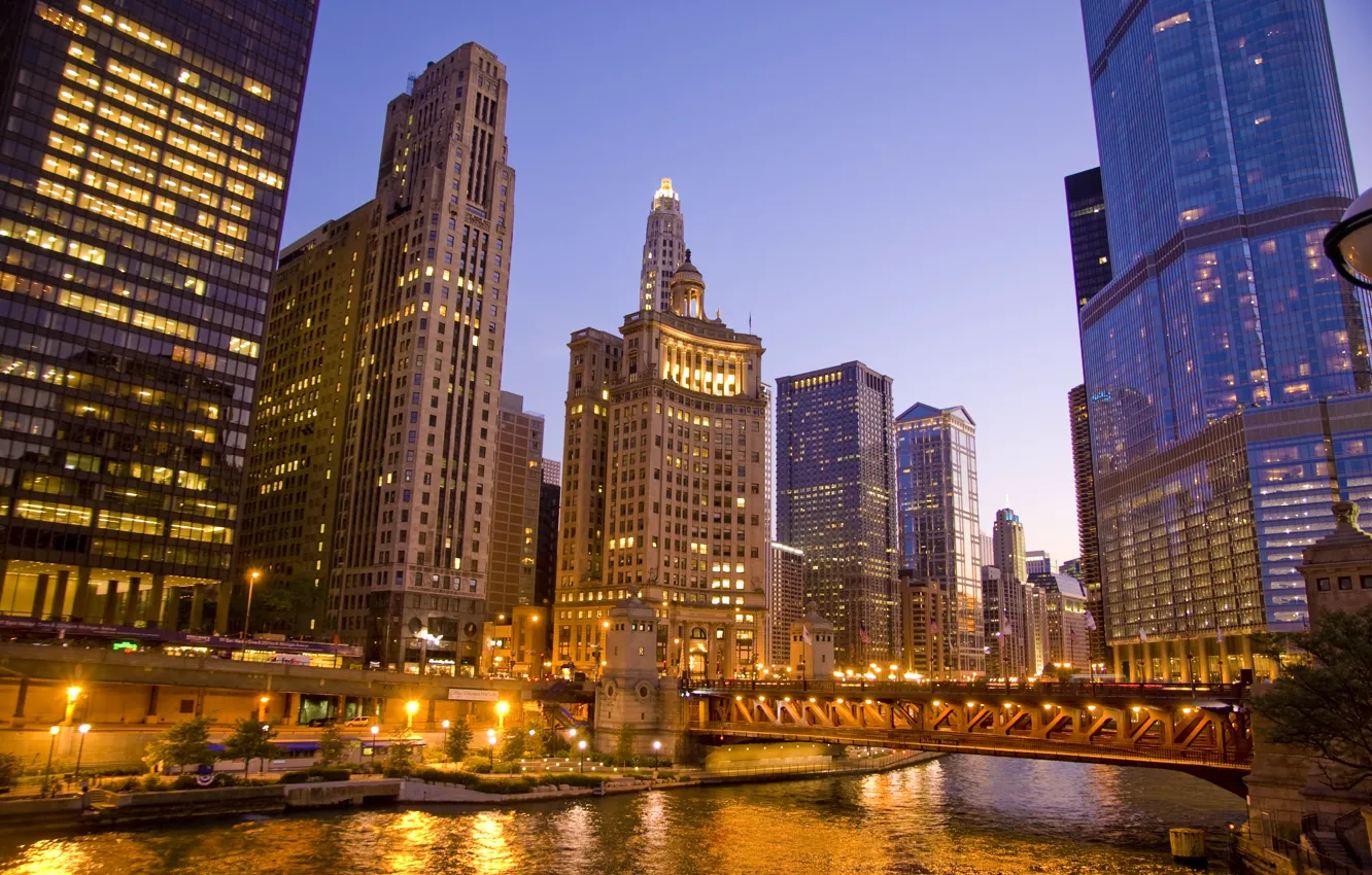 Фото обои город, река, небоскребы, вечер, Чикаго, США, Chicago, Иллиноис