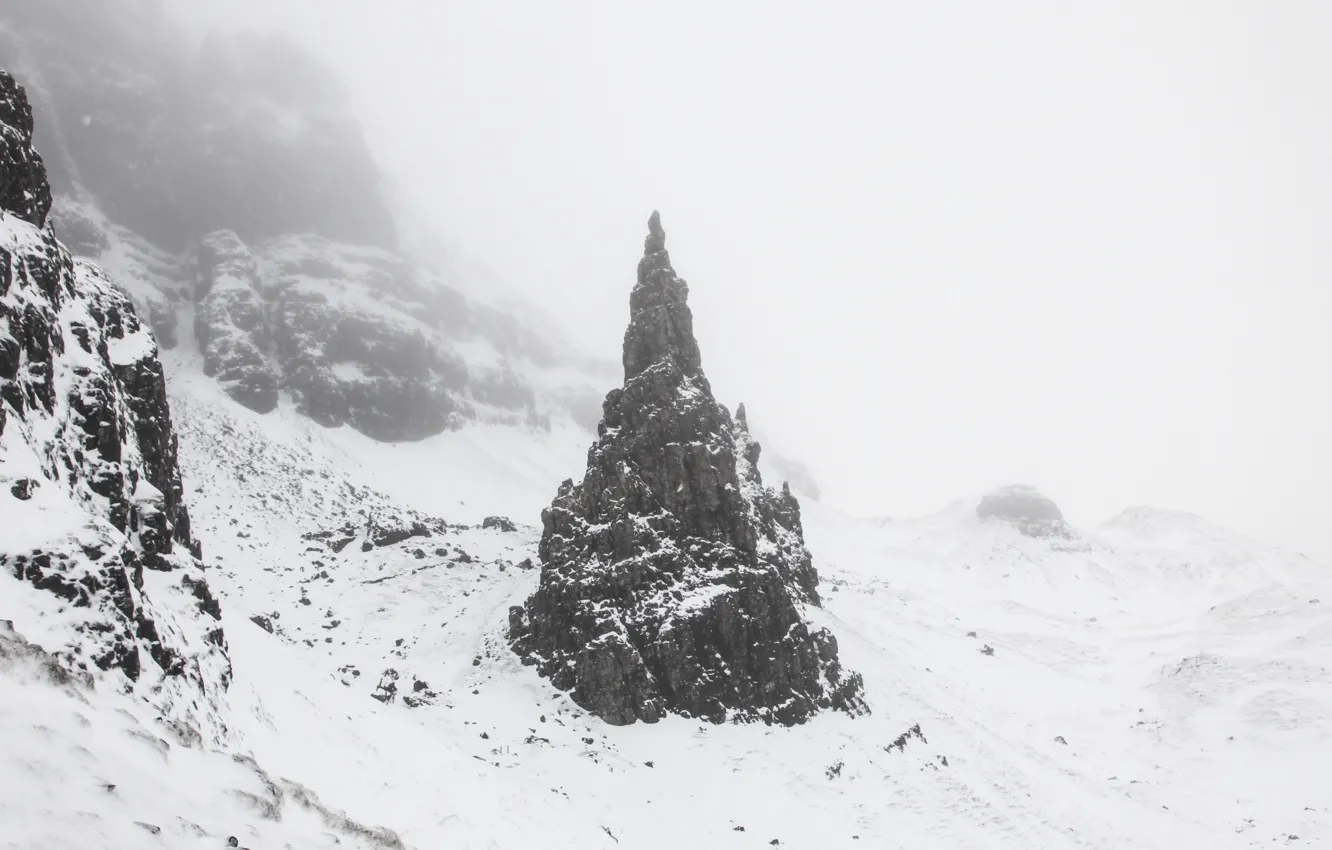 Фото обои rock, winter, mountain, snow, fog, freeze, mist, frost