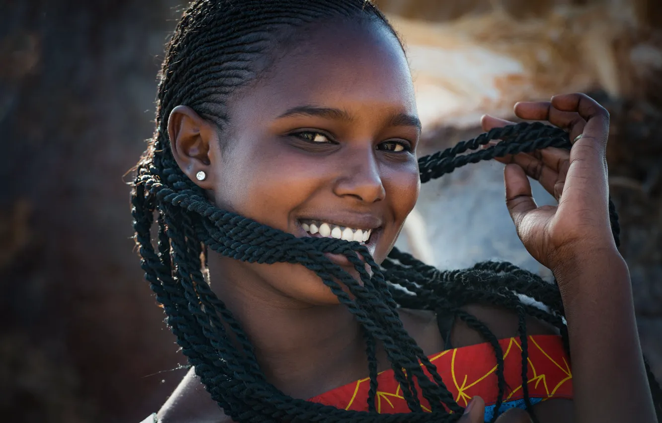 Фото обои смех, косички, темнокожая девушка, African portrait