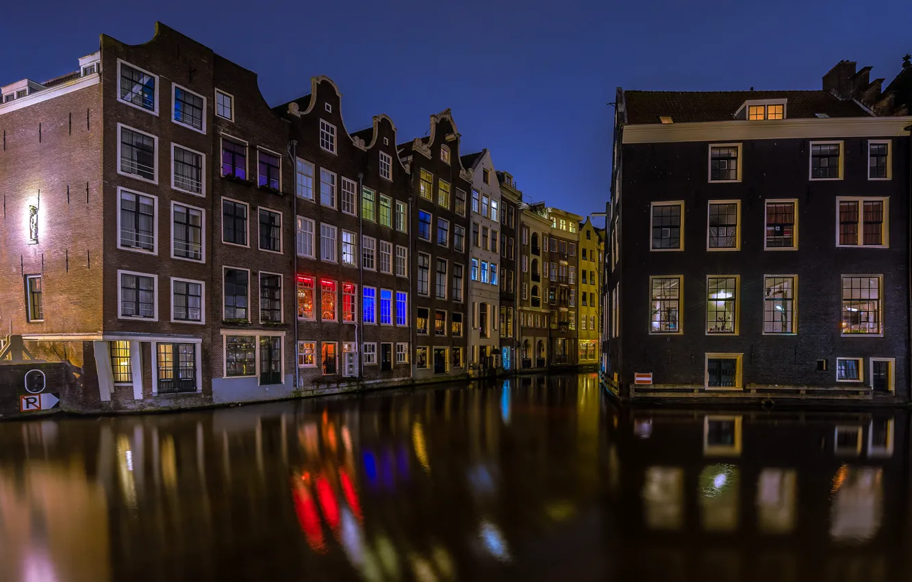 Фото обои ночь, огни, дома, Амстердам, канал, Нидерланды