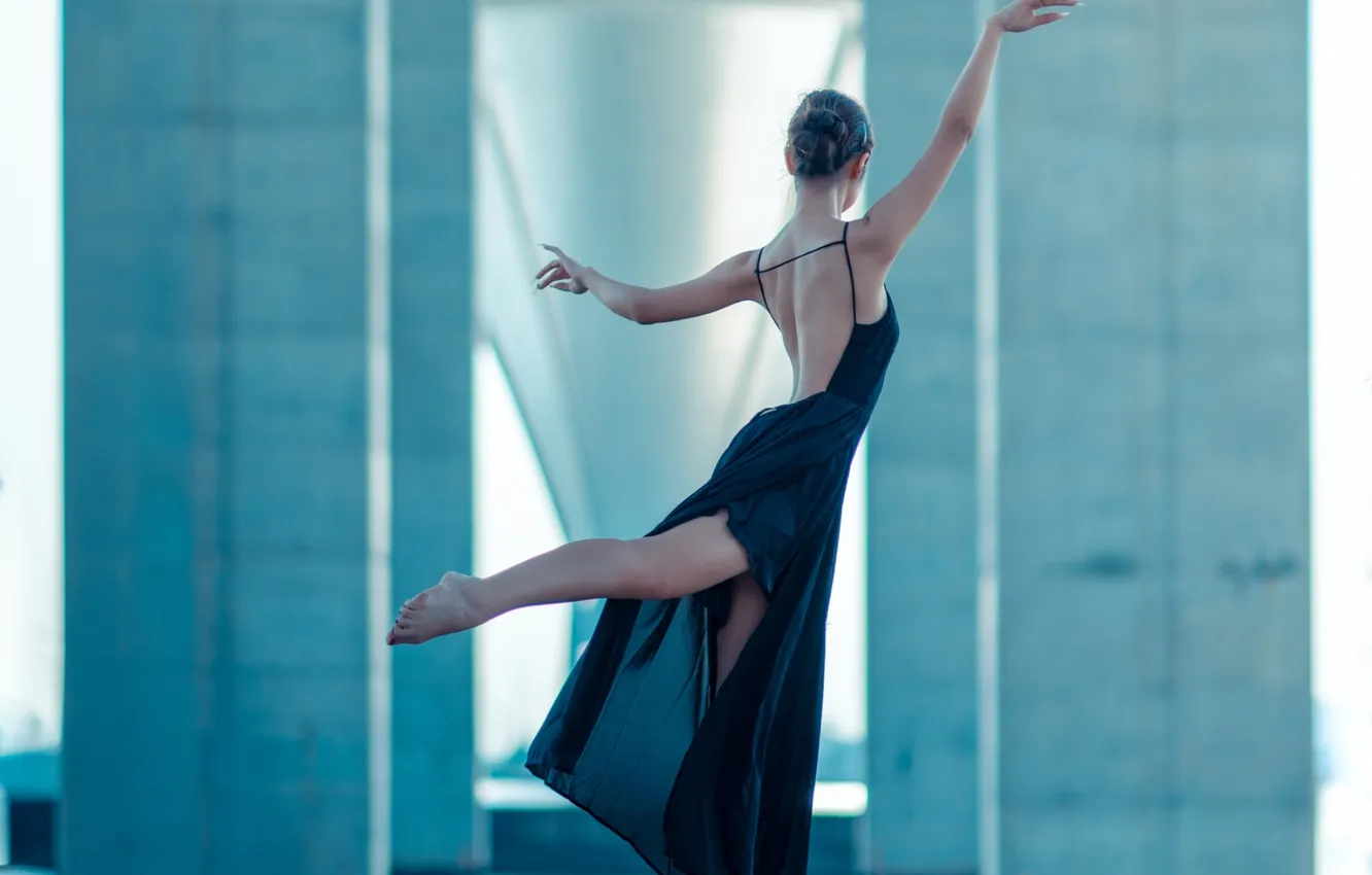 Фото обои Beautiful, Asian, Model, Bridge, Dance, Woman, Back, Cute