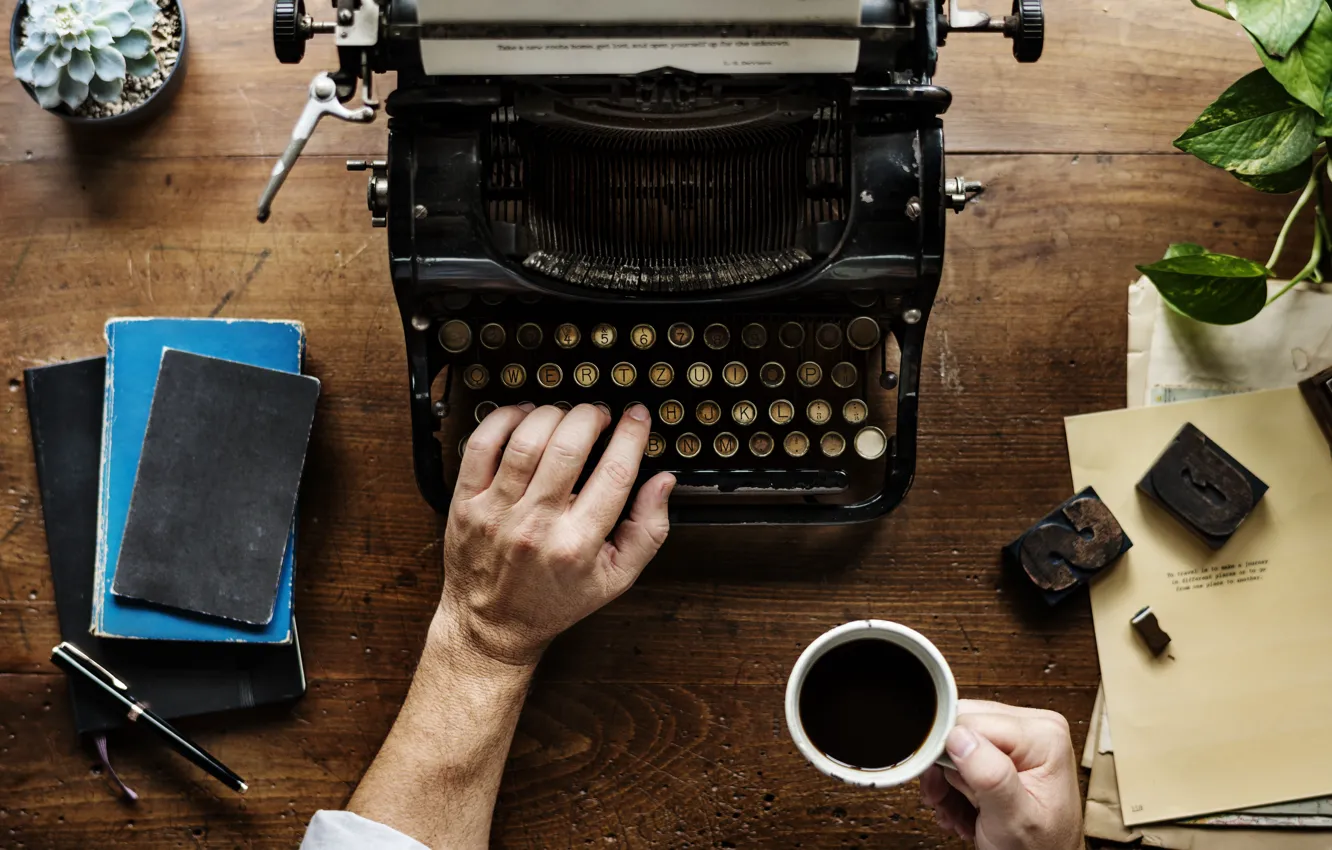 Фото обои metal, coffee, plant, table, typewriter