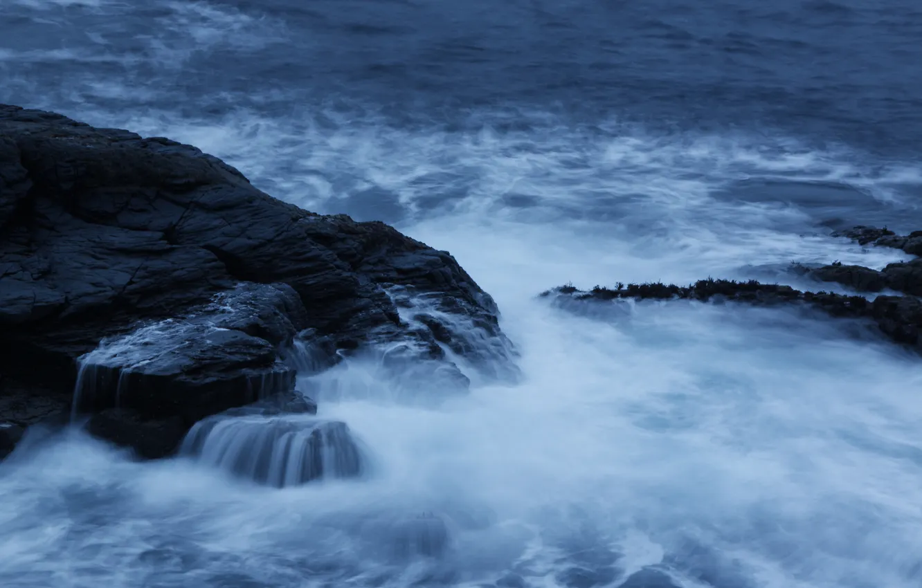 Фото обои волны, камни, океан