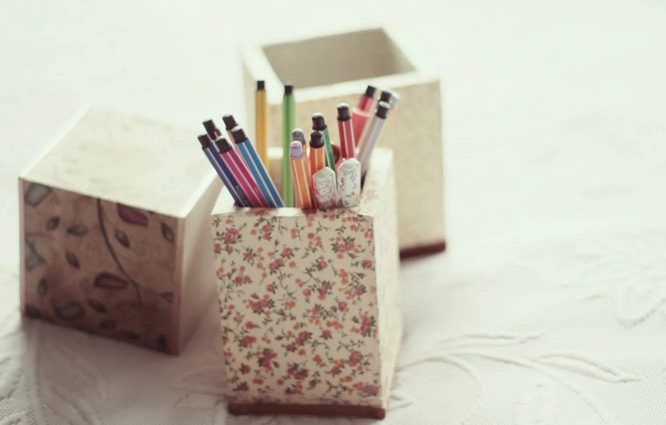 Фото обои Ручки, Коробка, Pen, Marker