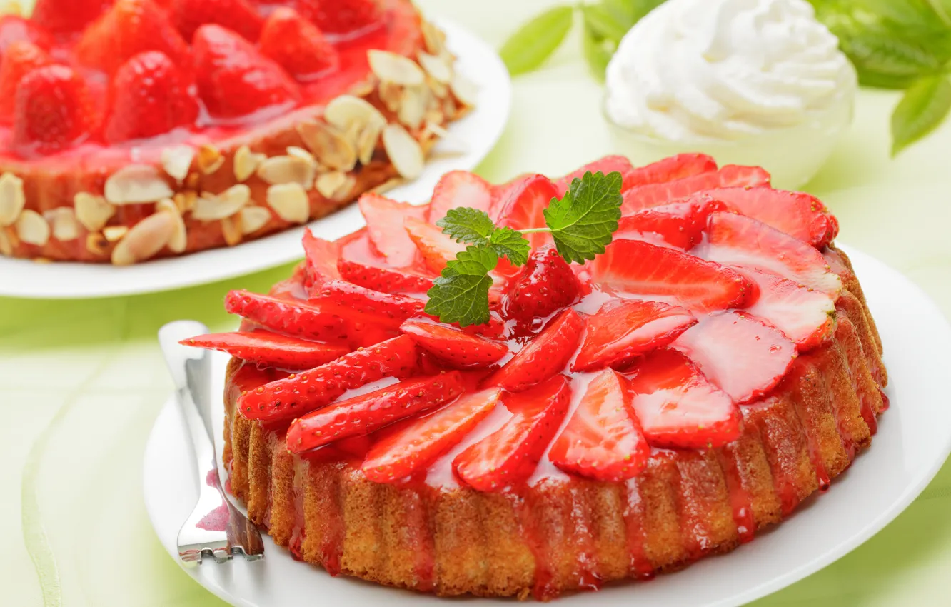 Фото обои ягоды, клубника, пирог, красные, крем, десерт, выпечка, сладкое