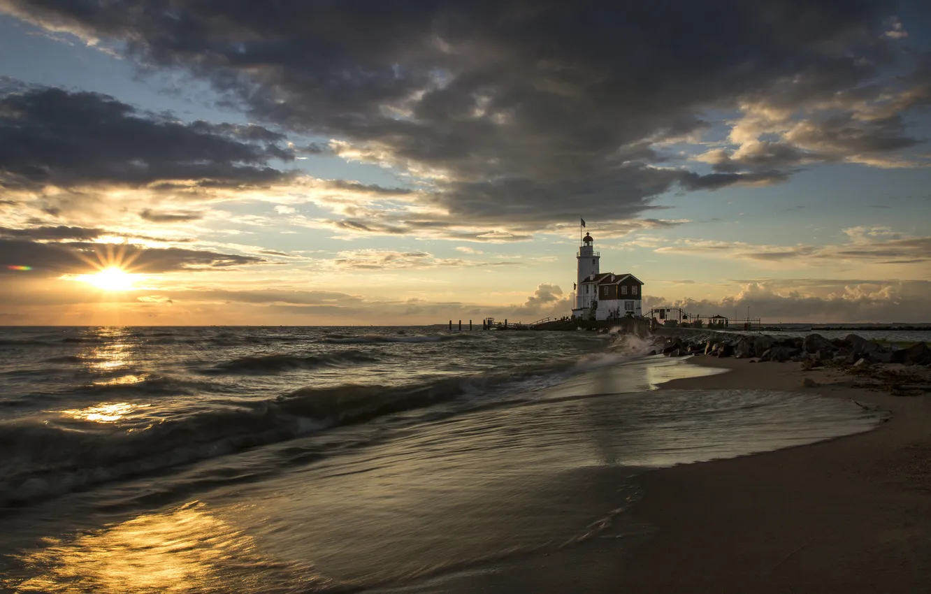 Фото обои море, пляж, солнце, восход, маяк, утро, пирс, Испания