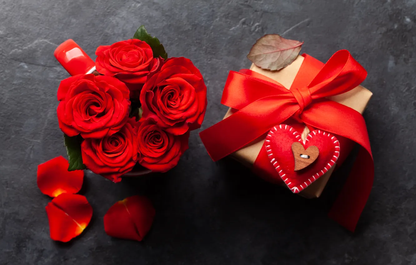 Фото обои любовь, цветы, подарок, романтика, розы, love, happy, День святого Валентина