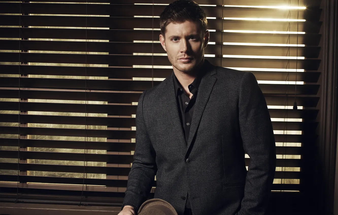 Фото обои шляпа, костюм, актер, мужчина, сериал, Supernatural, Jensen Ackles, Сверхъестественное