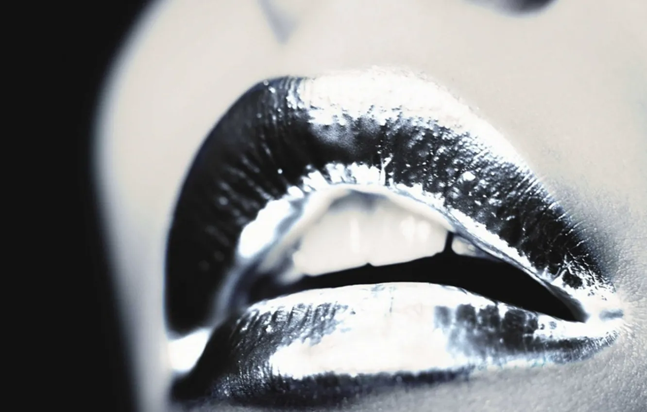Фото обои Close-up, Silver Mouth, Lipsick