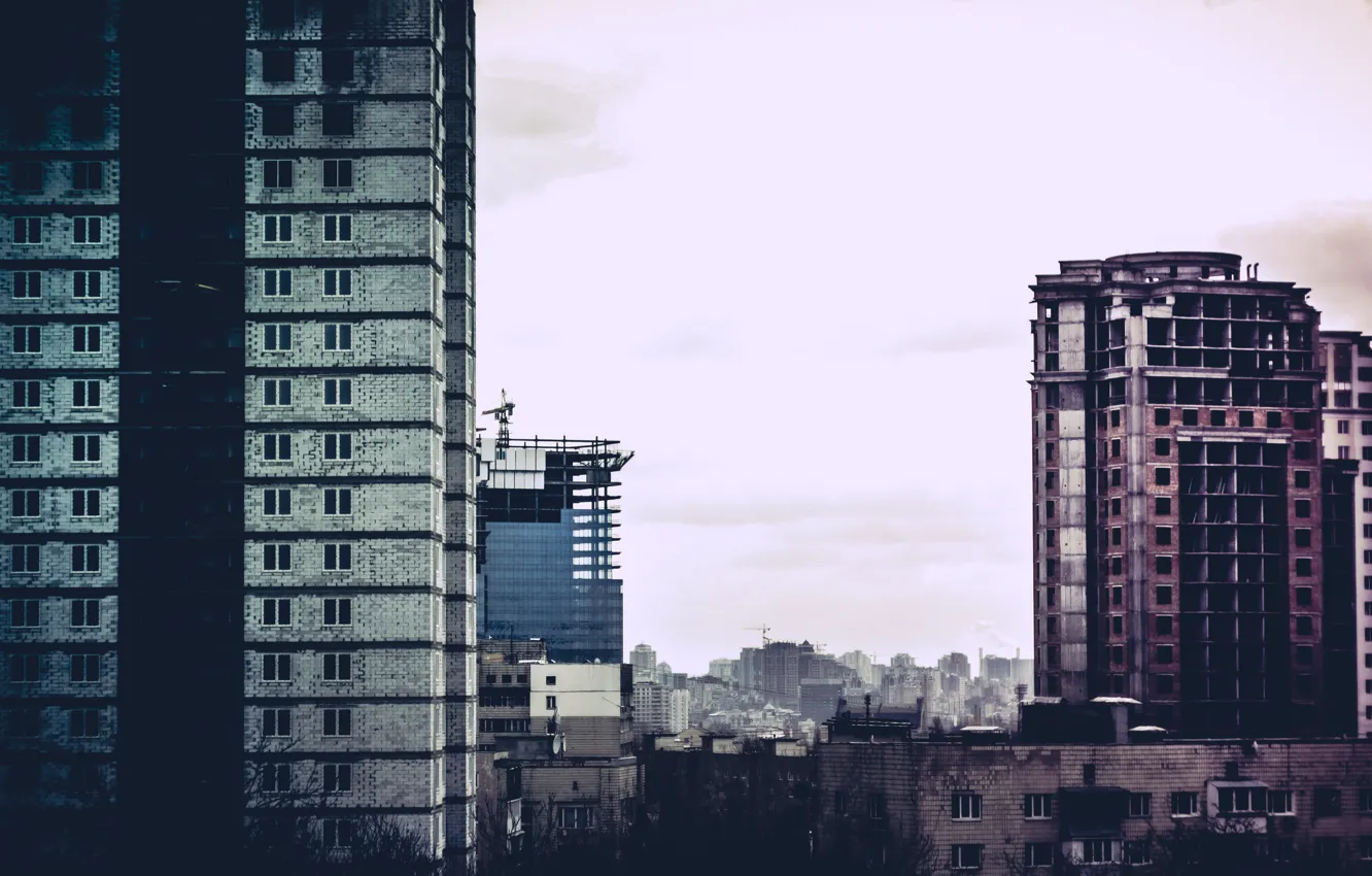 Фото обои грусть, желтый, красный, город, дом, столица, Киев, недостройка