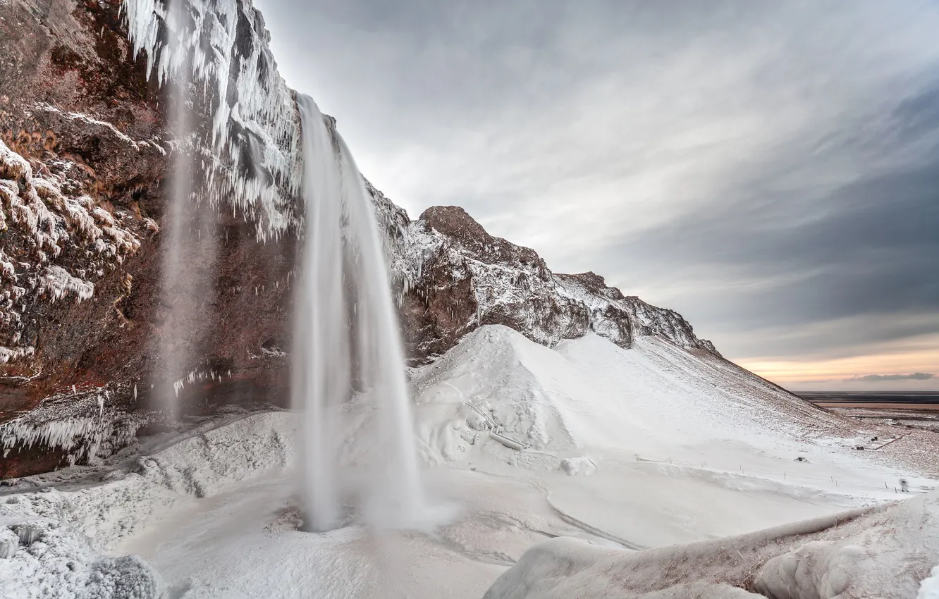 Фото обои зима, гора, водопад