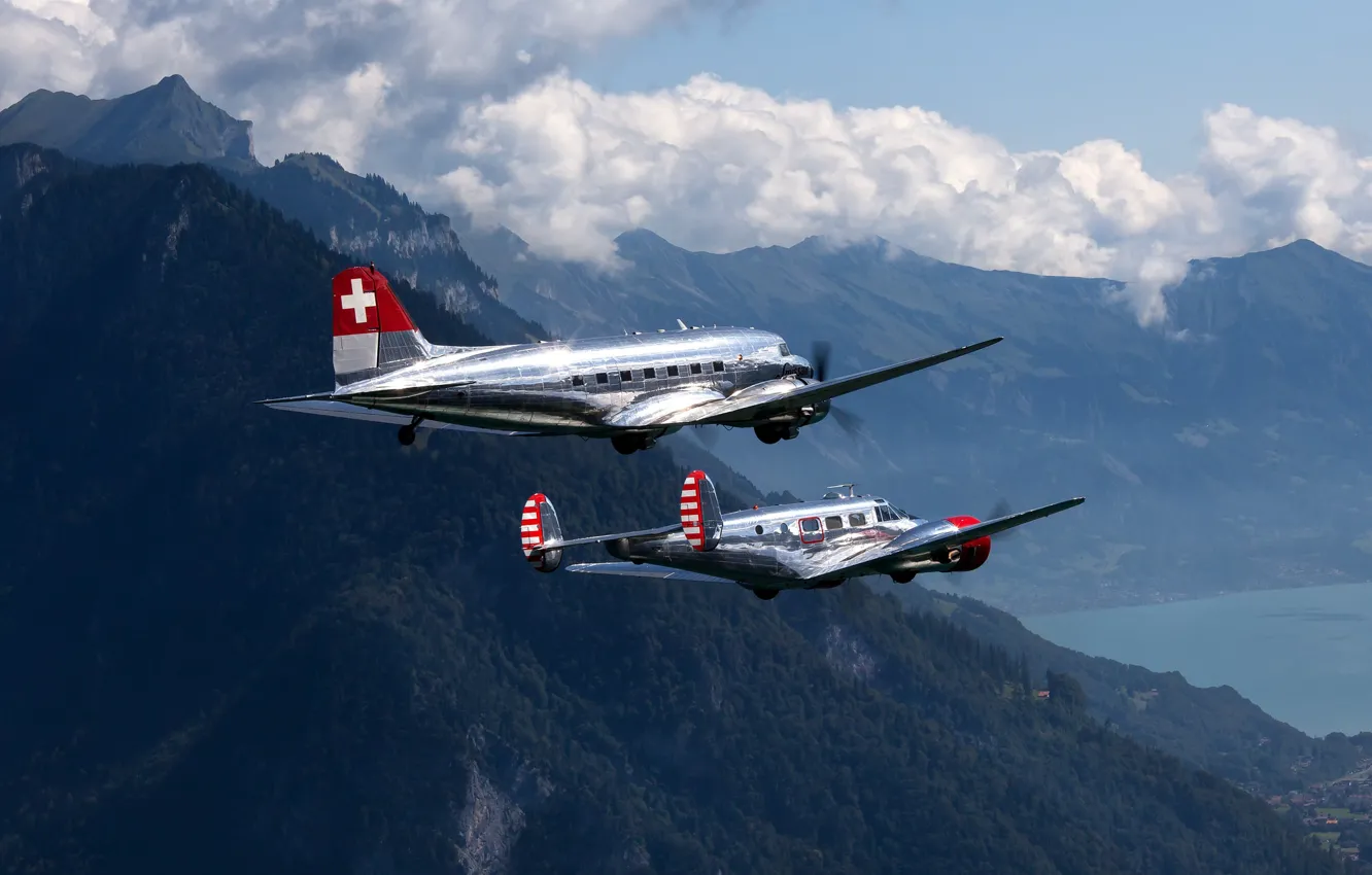 Фото обои DC-3, Beech 18, пассажирские самолеты