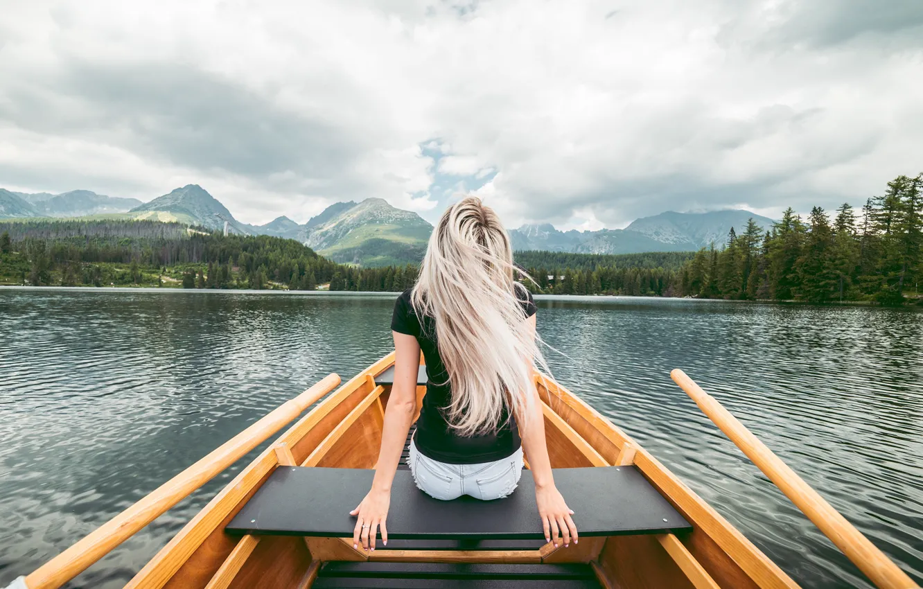 Фото обои девушка, озеро, лодка, Природа, отдых.