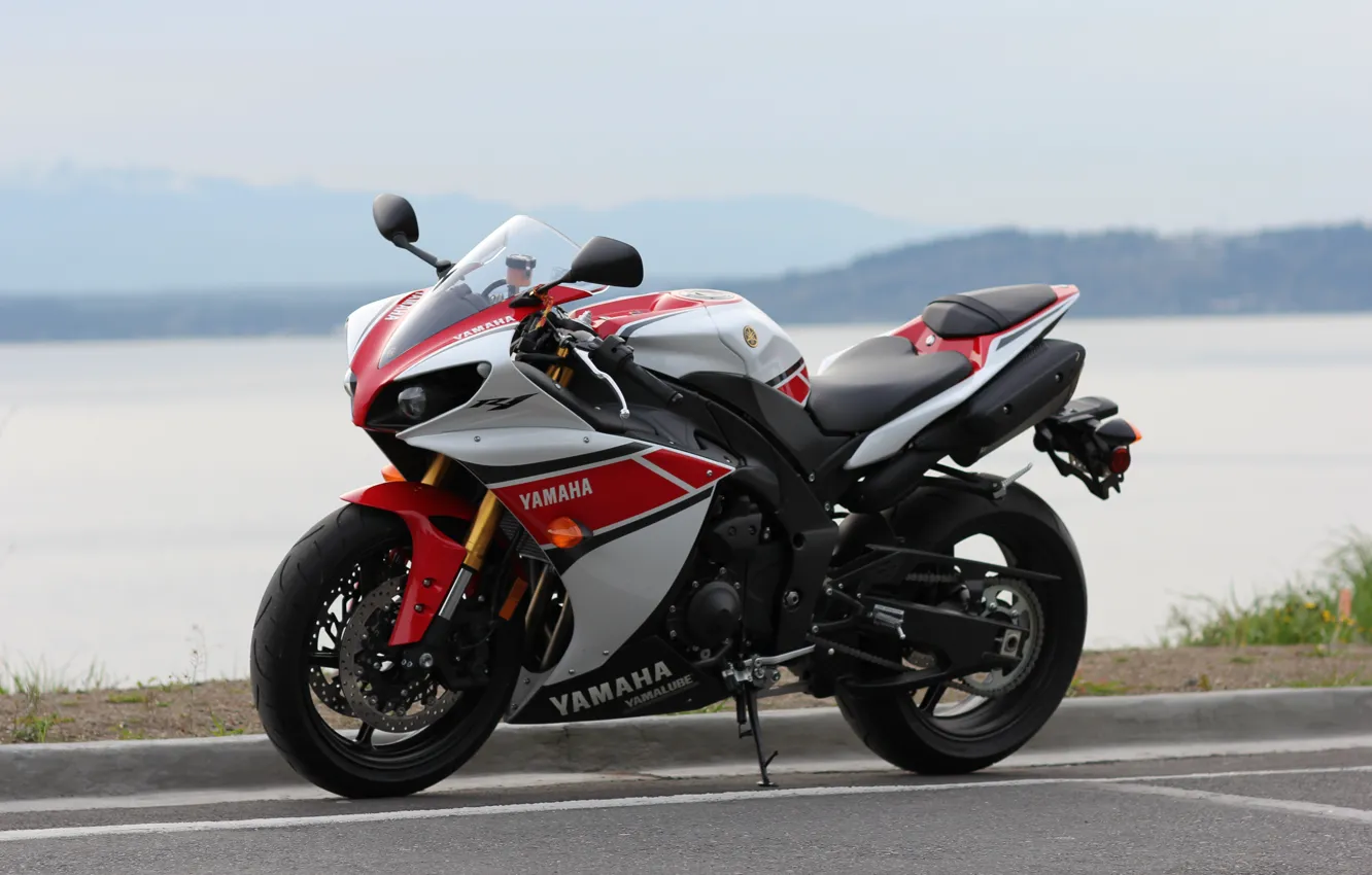 Фото обои Red, Yamaha, Black, White, YZF-R1