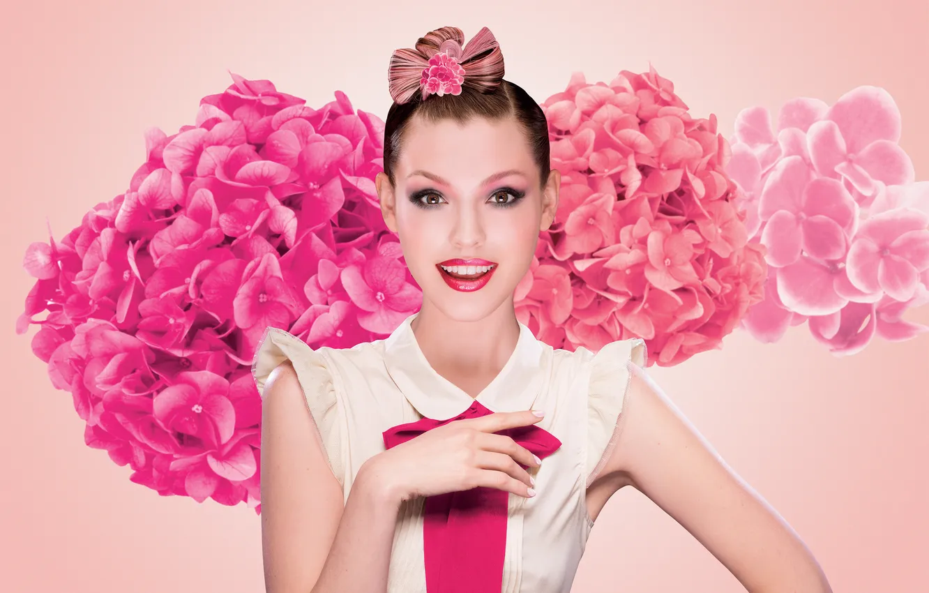 Фото обои взгляд, цветы, лицо, улыбка, коллаж