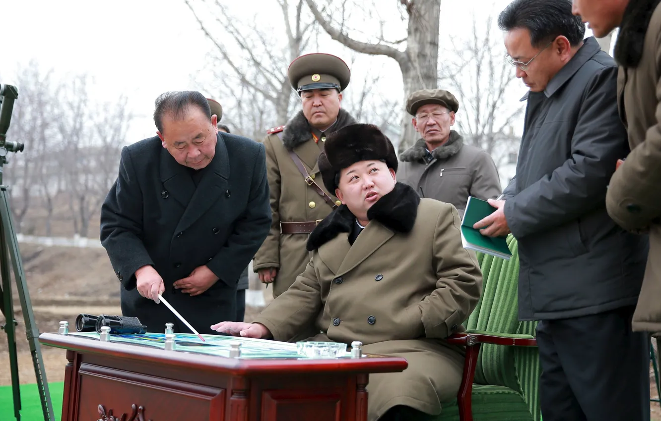 Фото обои люди, ушанка, Северная Корея, КНДР, диктатор, Ким Чен Ын, Диктатура, Тоталитаризм
