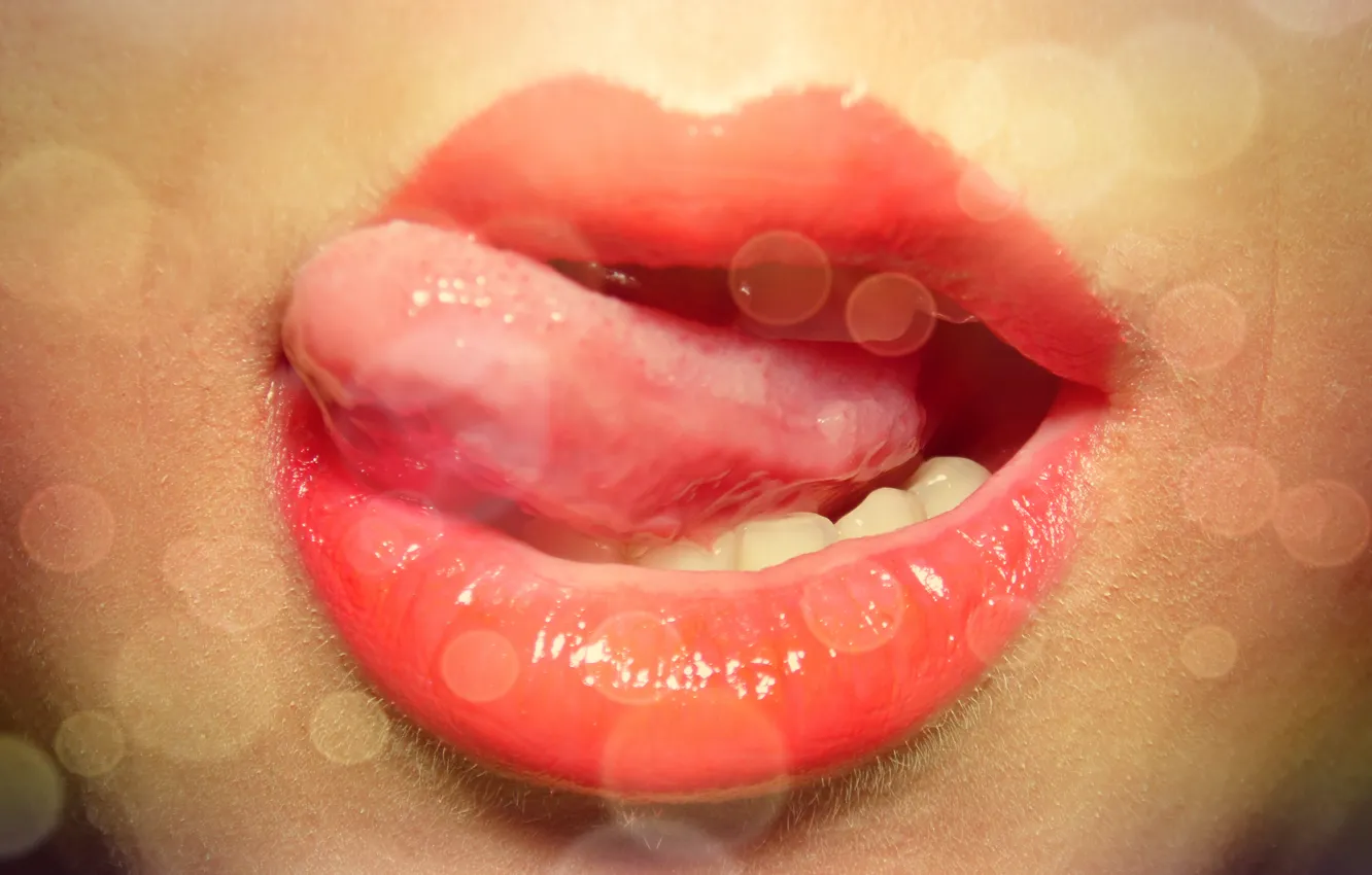 Фото обои язык, девушка, любовь, красный, страсть, рот, помада, губы
