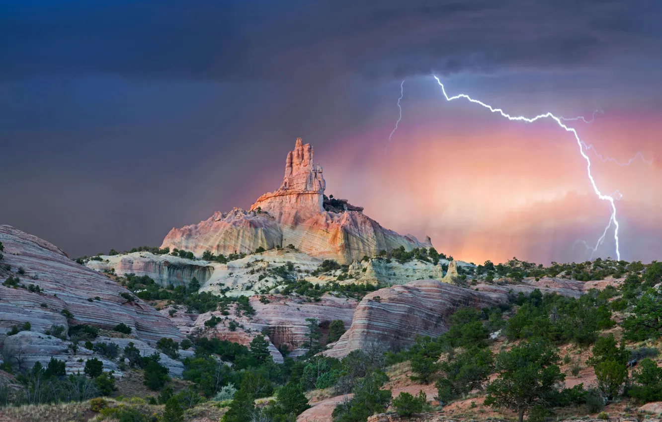 Фото обои скала, молния, США, Нью-Мексико, Church Rock, Red Rock Park