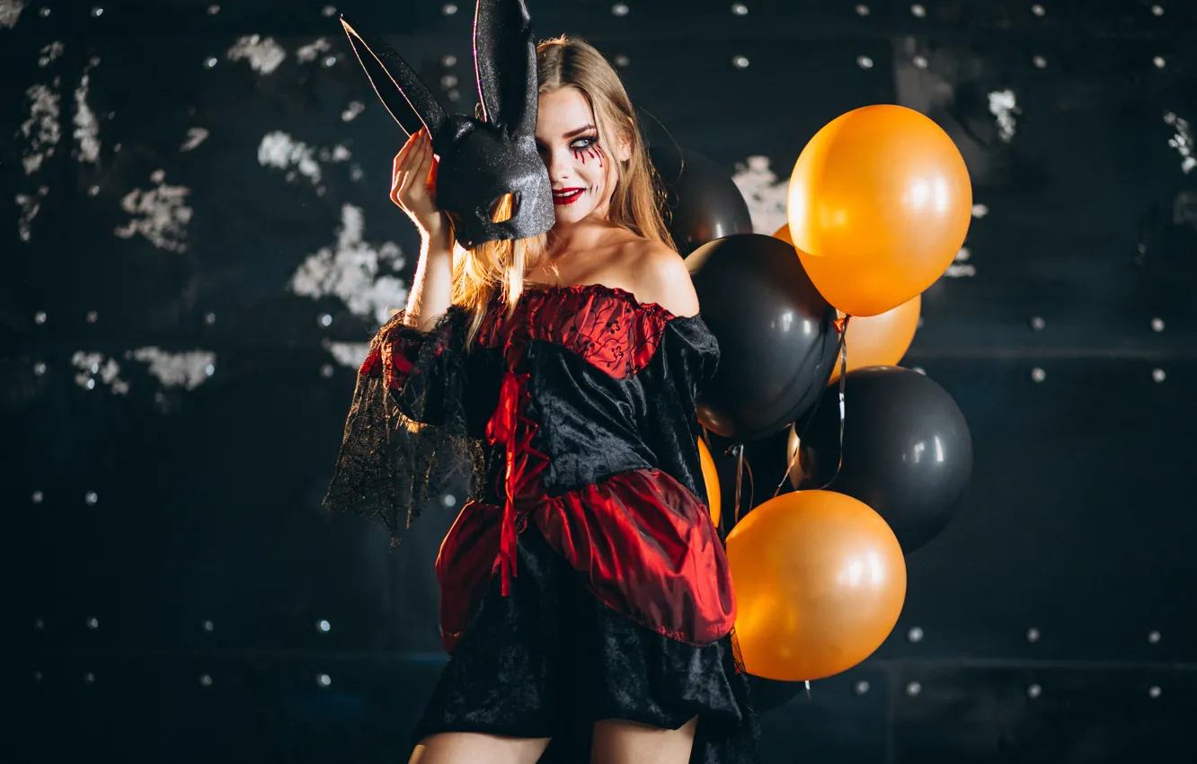 Фото обои осень, девушка, темный фон, праздник, макияж, тыква, Хеллоуин, ведьма
