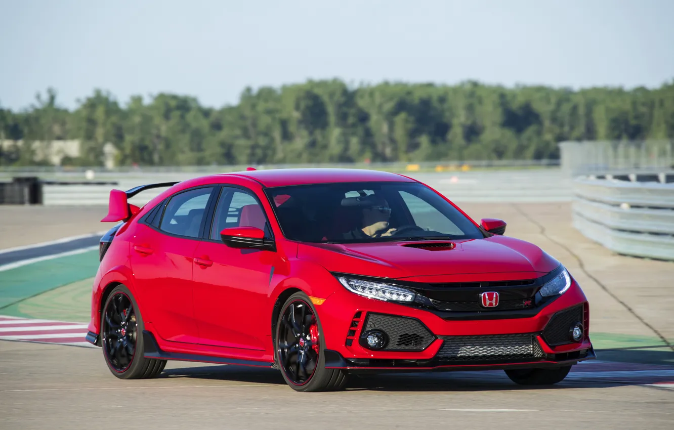 Фото обои красный, Honda, хэтчбэк, пятидверный, на трассе, 2019, Civic Type R, 5th gen