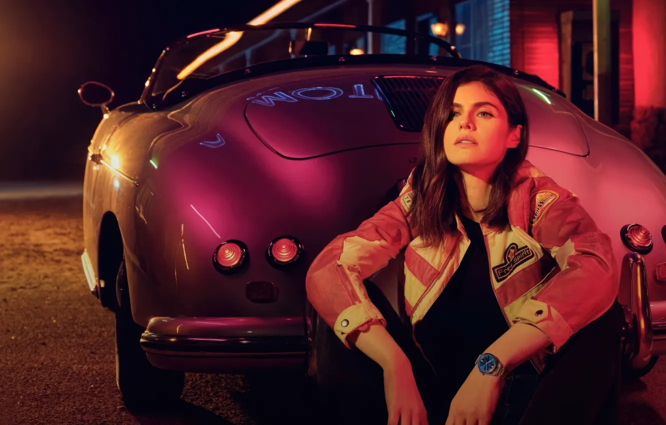 Фото обои девушка, актриса, автомобиль, порше, Александра Даддарио, Alexandra Daddario, Porsche 356