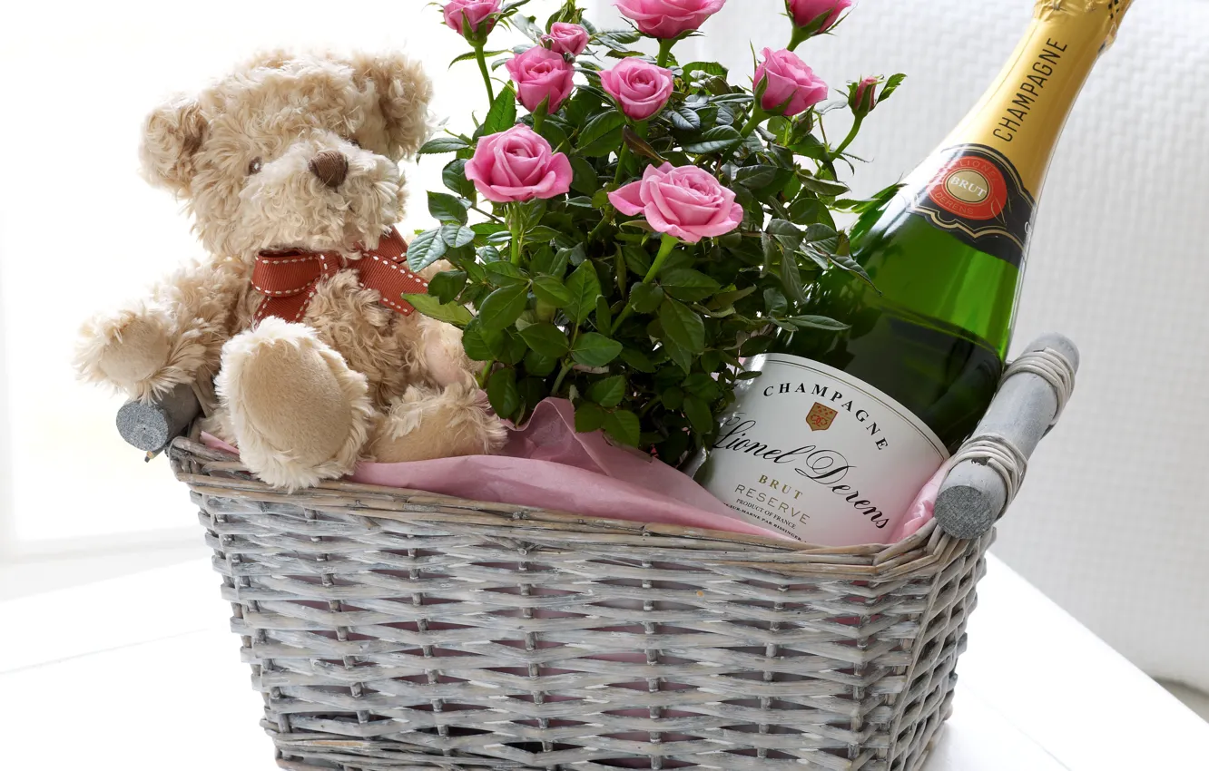 Фото обои цветы, корзина, бутылка, розы, букет, мишка, шампанское, плюшевый