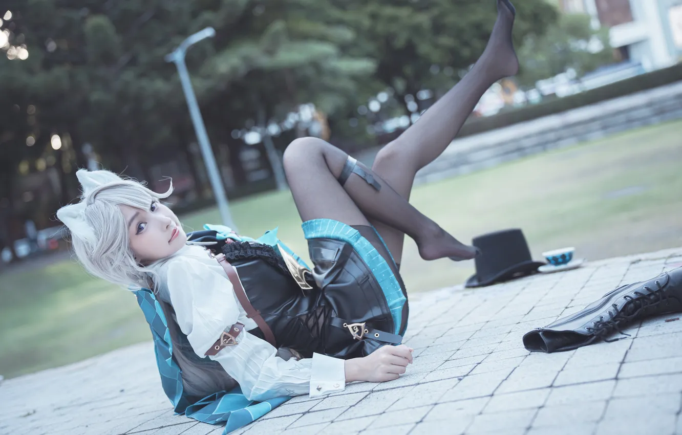 Фото обои women, cosplay, bent legs, arm support, video game girls, on the ground, whole body, Lynette …