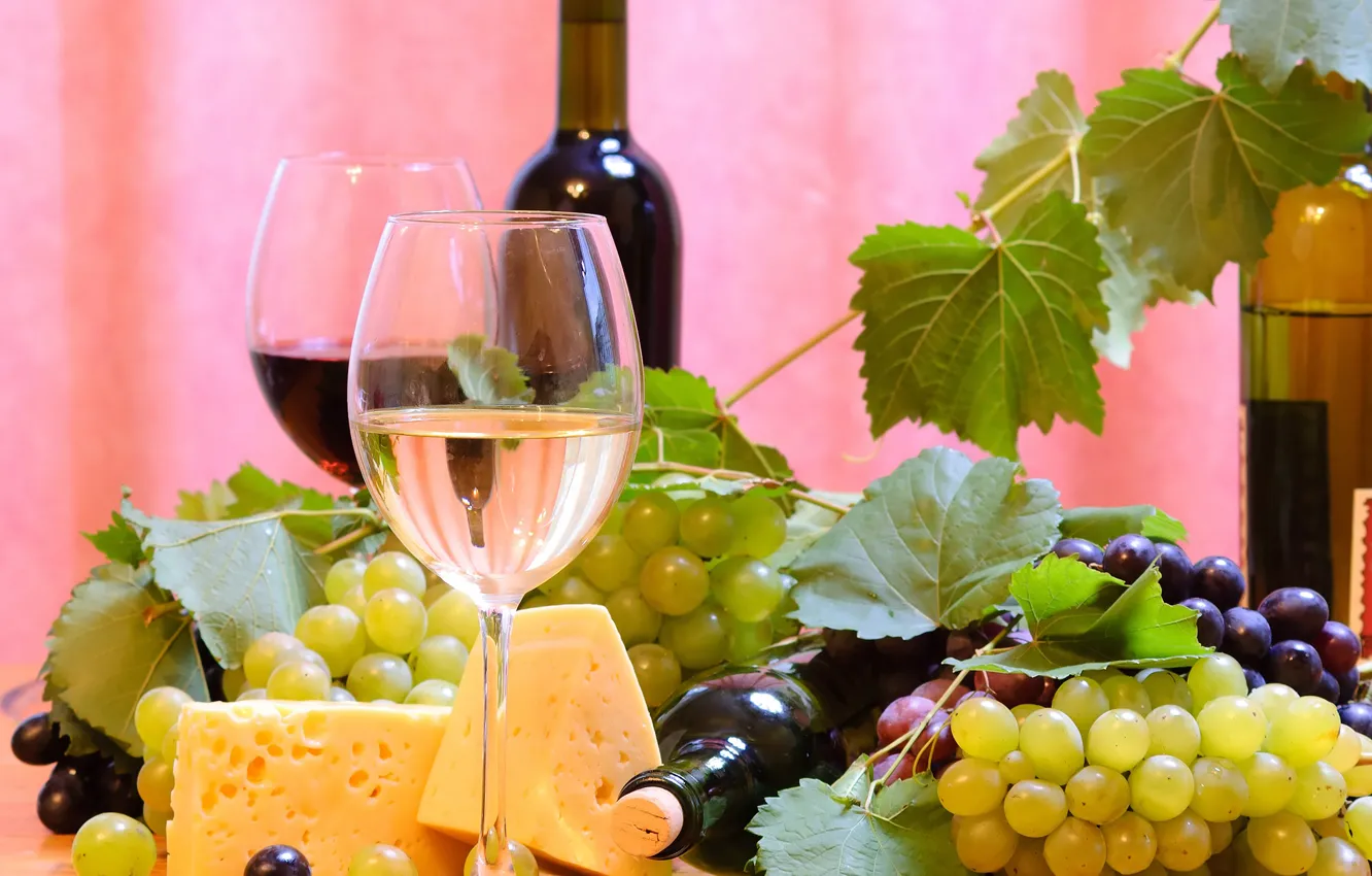 Вино и фрукты