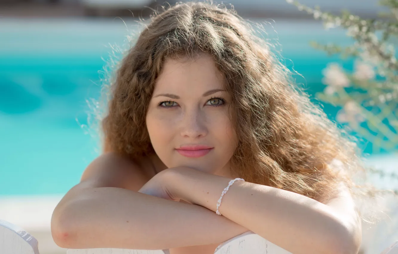 Фото обои взгляд, портрет, смотрит, Vanessa, Adel C