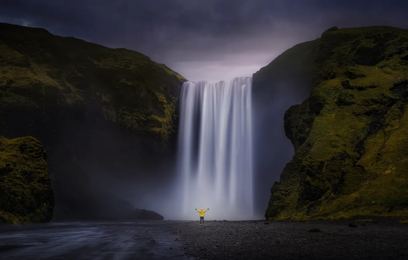 Фото обои небо, природа, человек, водопад, Исландия