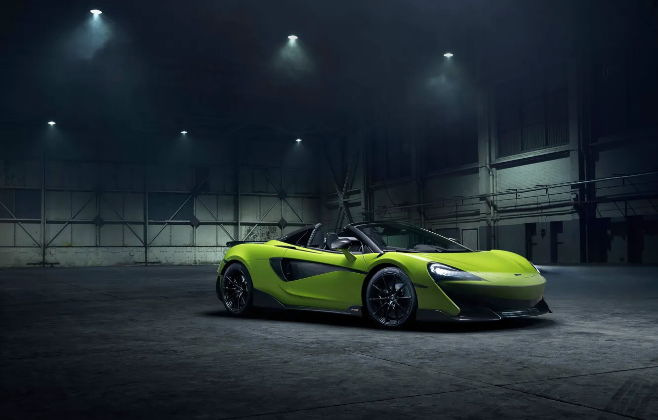 Фото обои машина, стиль, фары, ангар, родстер, диски, McLaren 600LT Spider